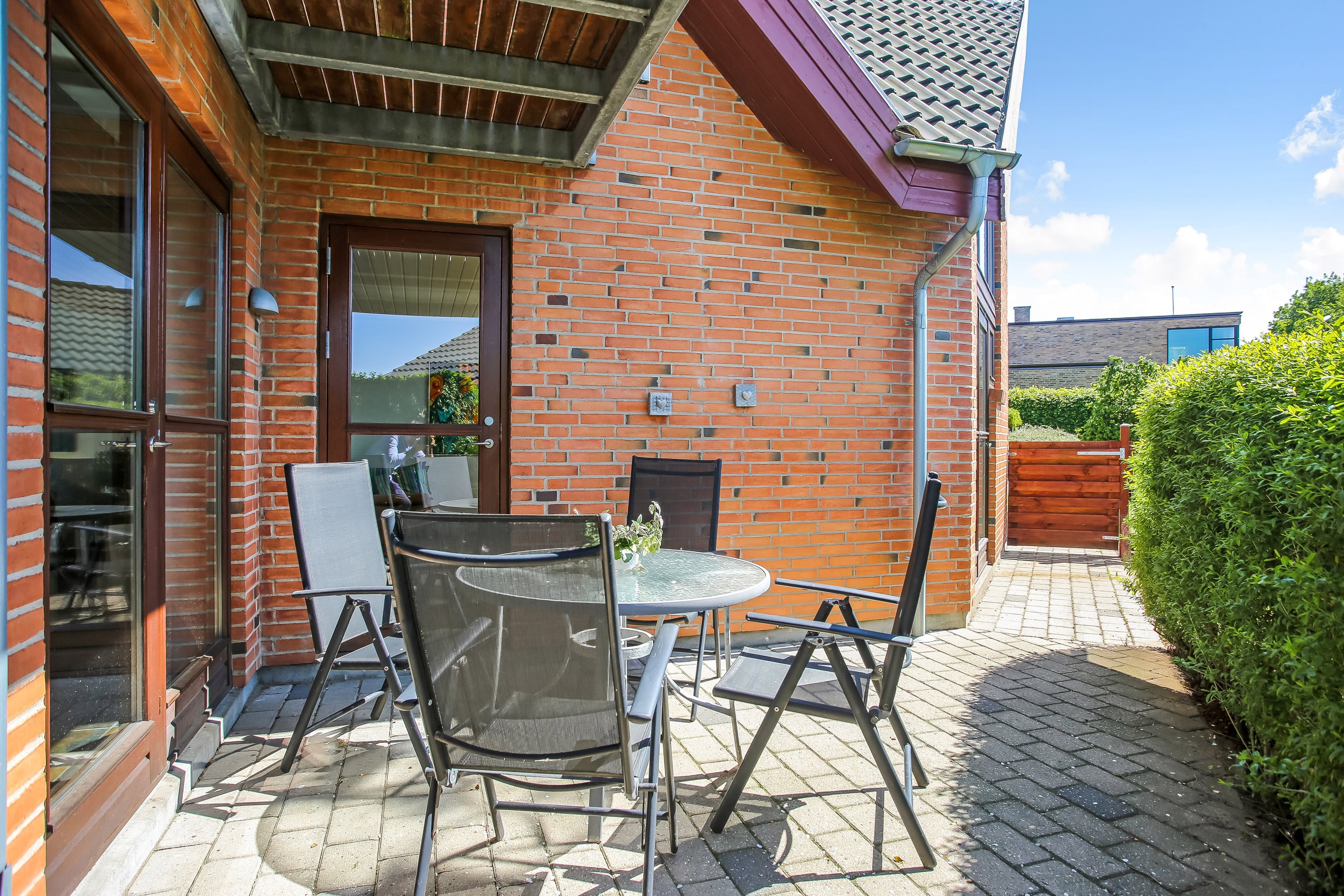 Fremhævet terrasse billede i fuldskærmstilstand. Billede af Guldager 12, Ølholm, 7160 Tørring