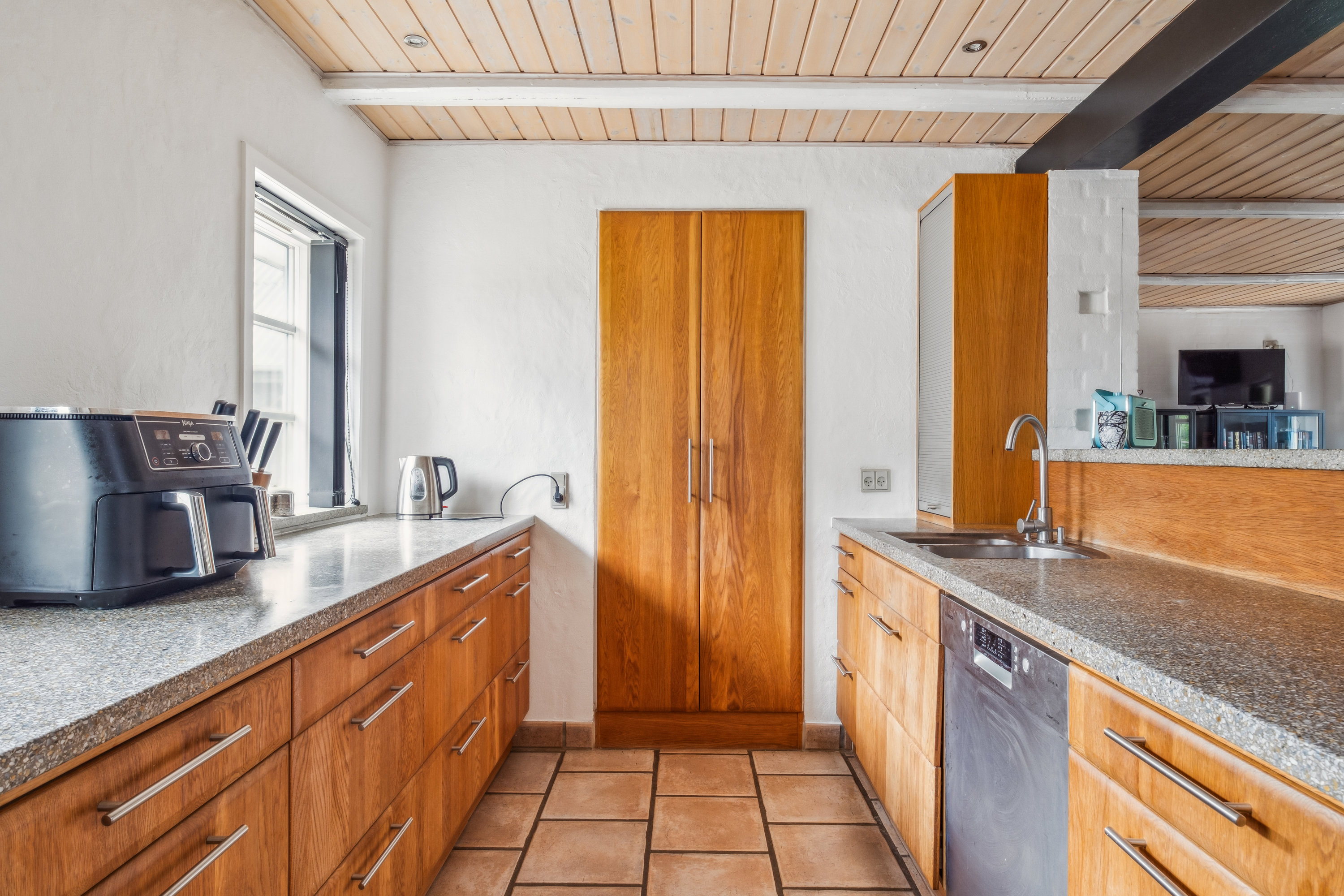 Fremhævet køkken billede i fuldskærmstilstand. Billede af Tøttrupvej 31, Munkholm, 9541 Suldrup