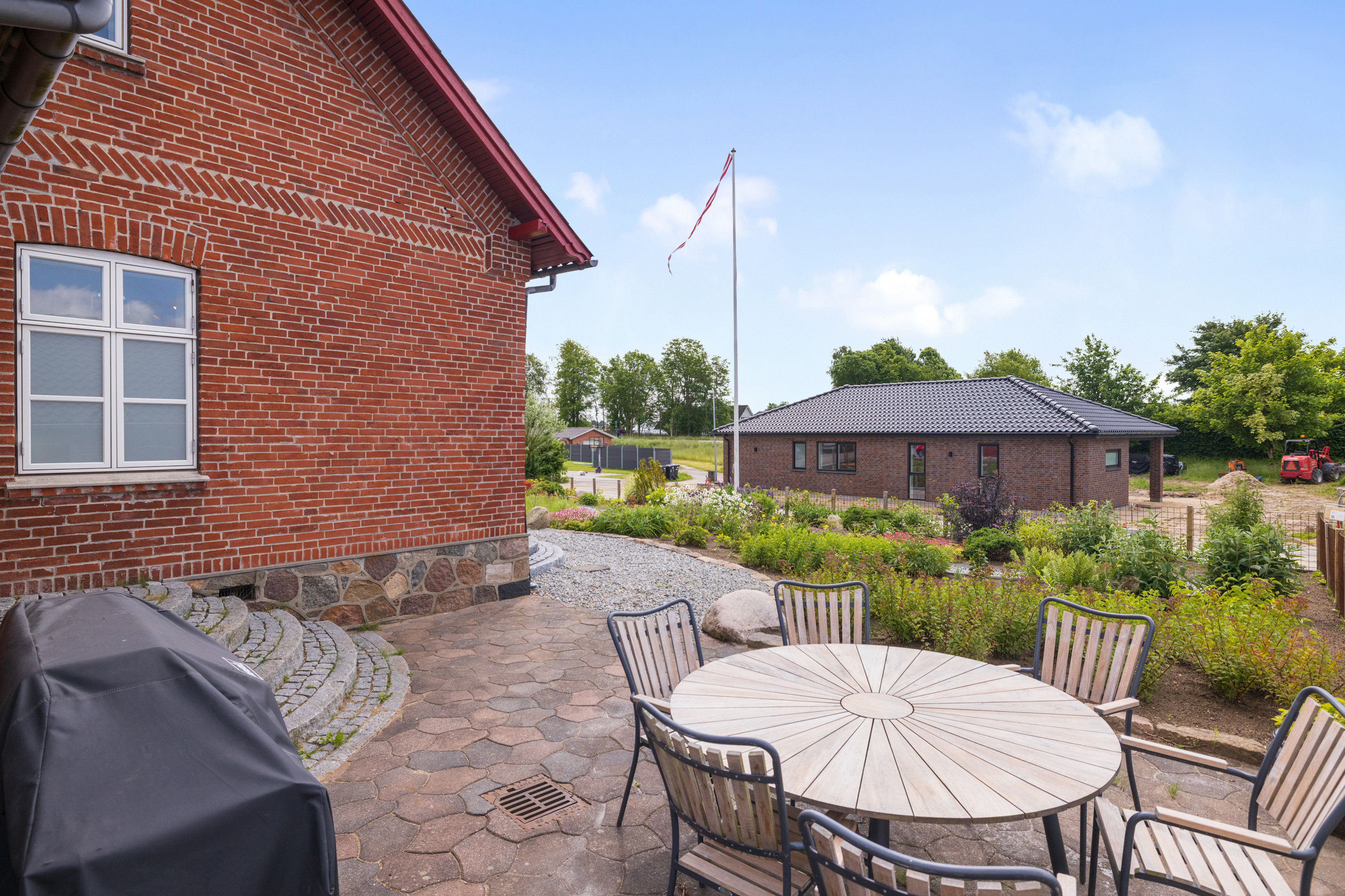 Fremhævet ejendommen billede i fuldskærmstilstand. Billede af Østerbyvej 1D, 8310 Tranbjerg J