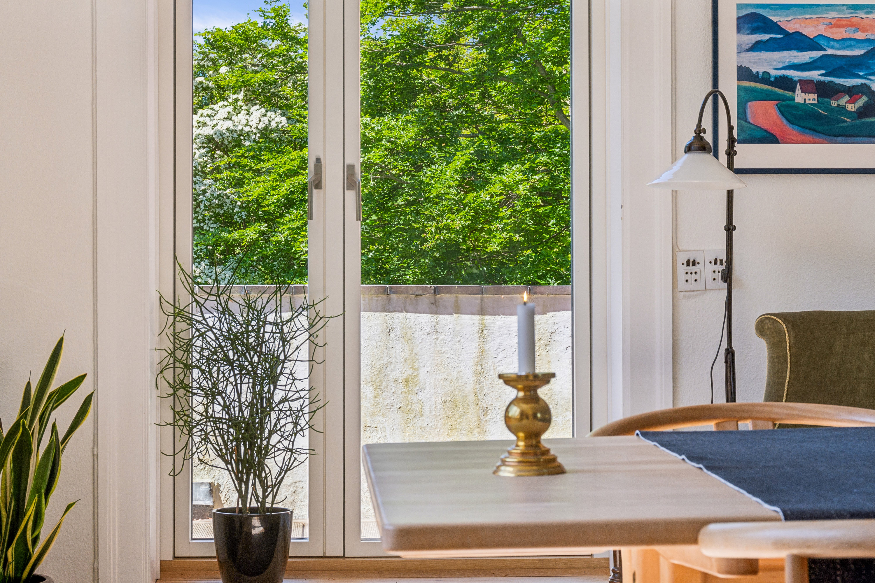 Fremhævet stue billede i fuldskærmstilstand. Billede af Tordenskjoldsvej 39, 3000 Helsingør