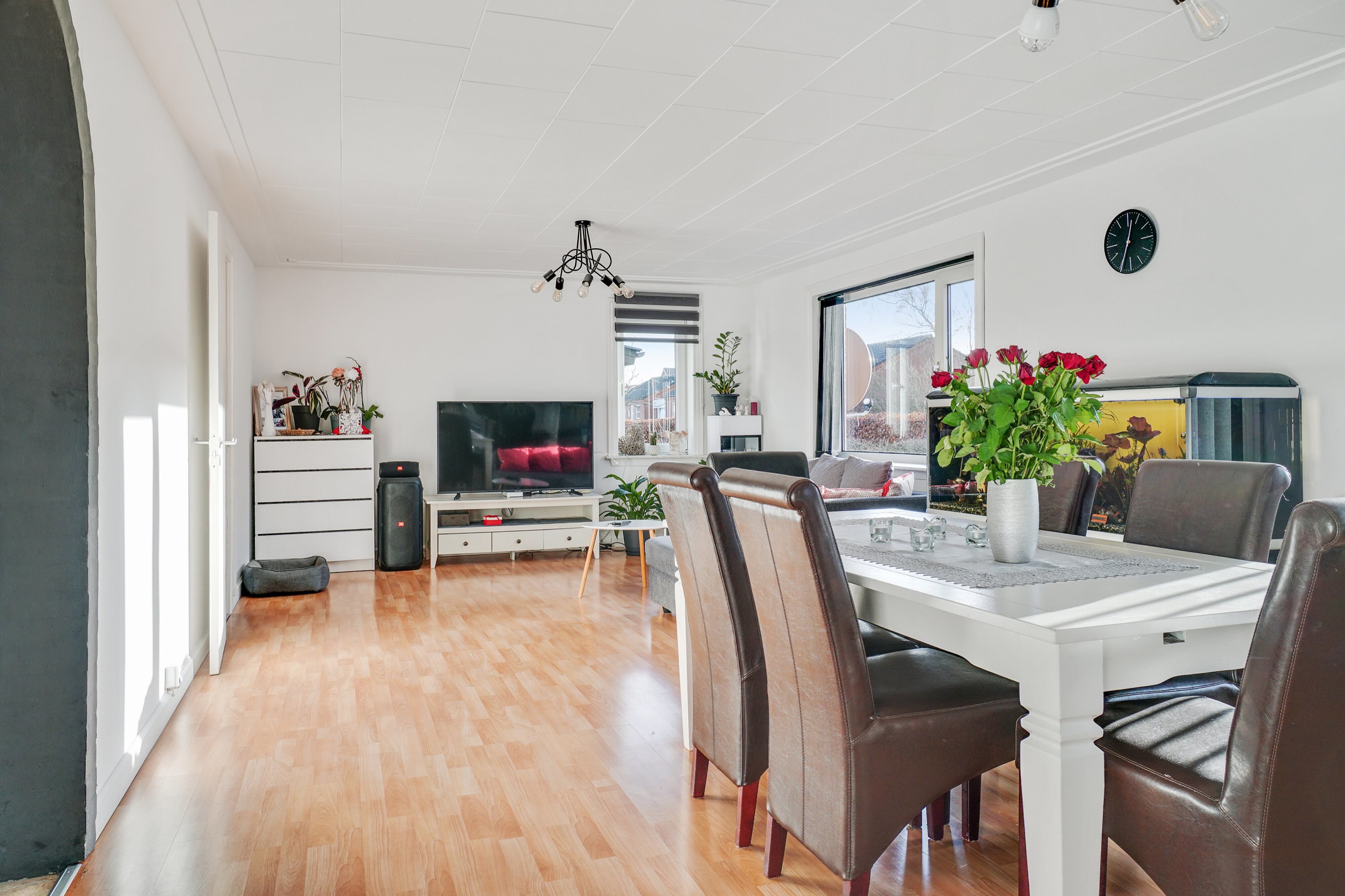 Fremhævet stue billede i fuldskærmstilstand. Billede af Vænget 12, Nors, 7700 Thisted