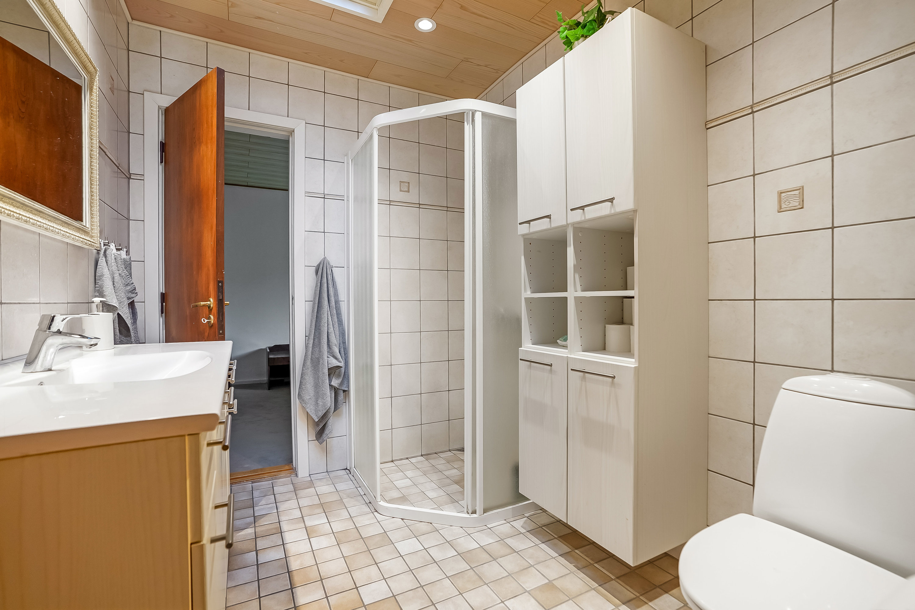 Fremhævet badeværelse billede i fuldskærmstilstand. Billede af Grønnegade 19, 5580 Nørre Aaby