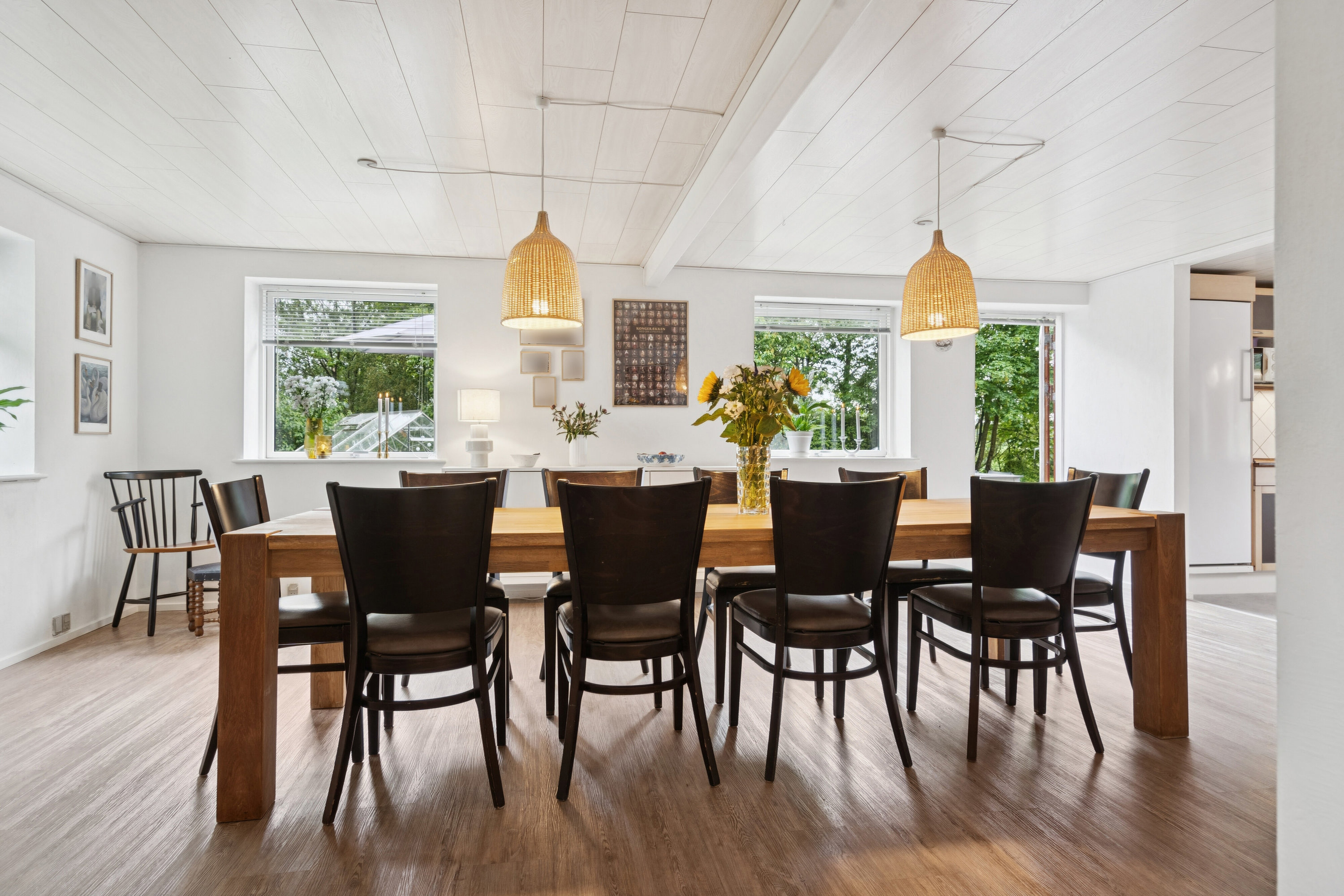 Fremhævet spisestue billede i fuldskærmstilstand. Billede af Pletvej 135, Mosbjerg, 9870 Sindal