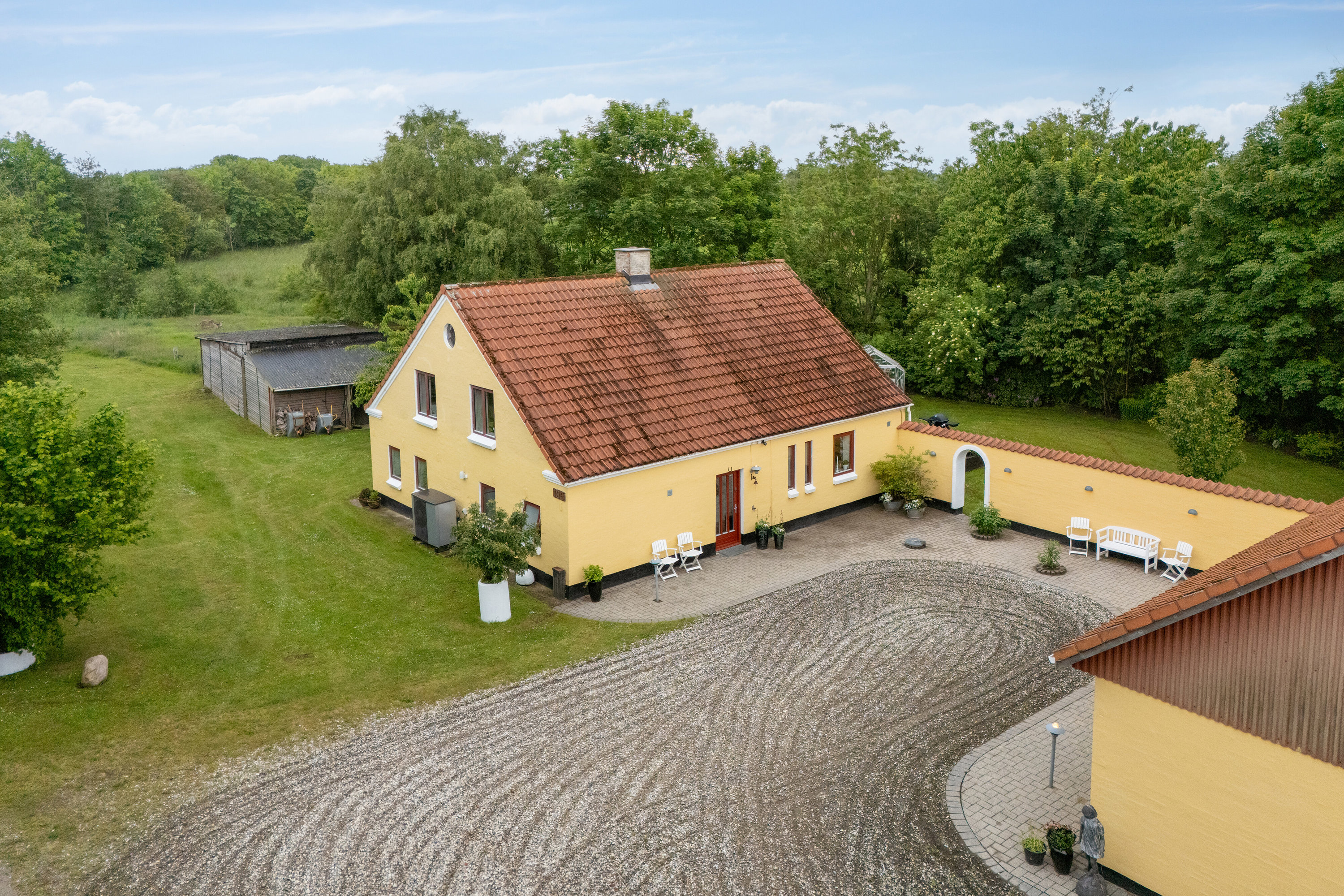 Fremhævet set fra vejen billede i fuldskærmstilstand. Billede af Pletvej 135, Mosbjerg, 9870 Sindal