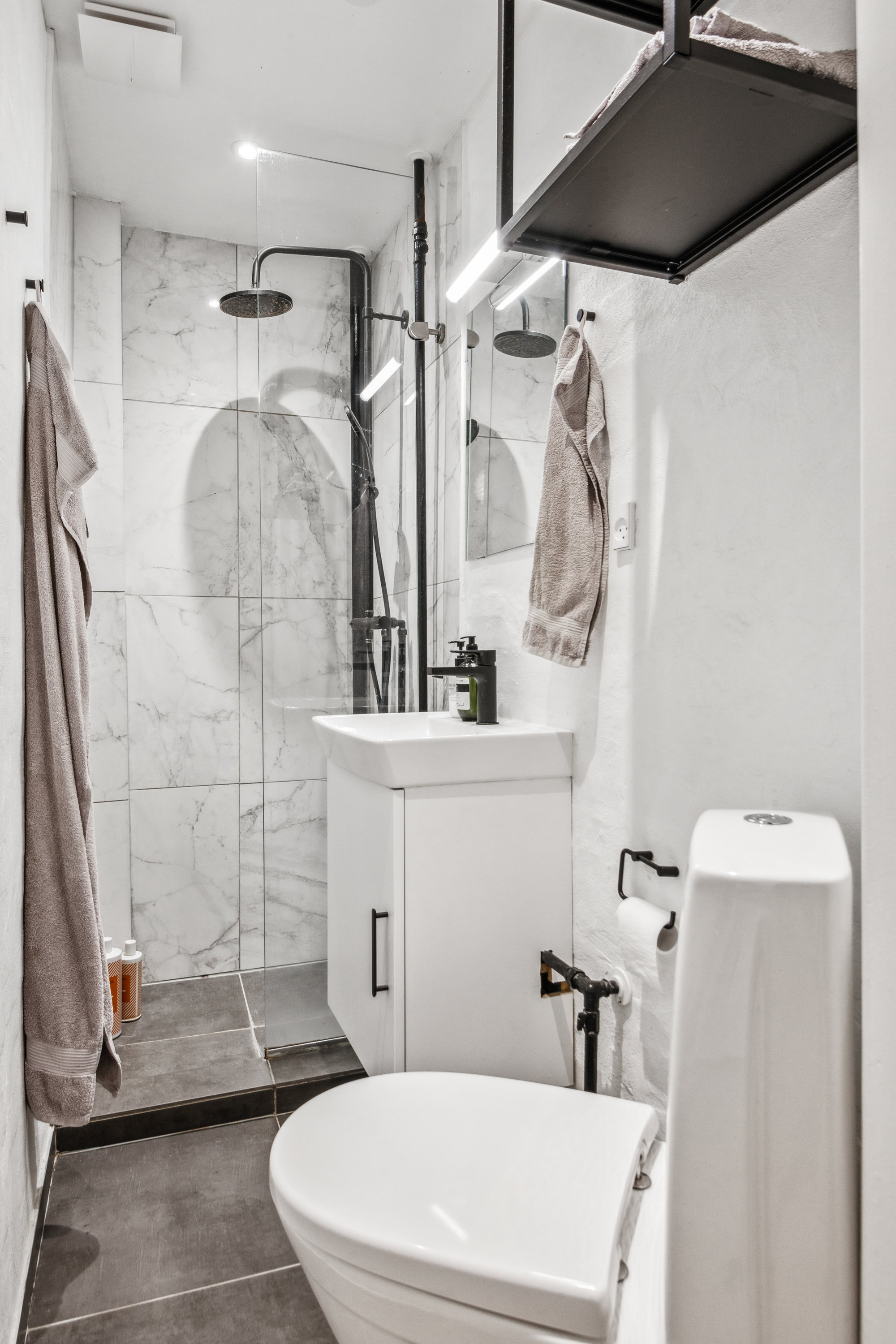 Fremhævet badeværelse billede i fuldskærmstilstand. Billede af Helgolandsgade 3, 2. tv., 9000 Aalborg