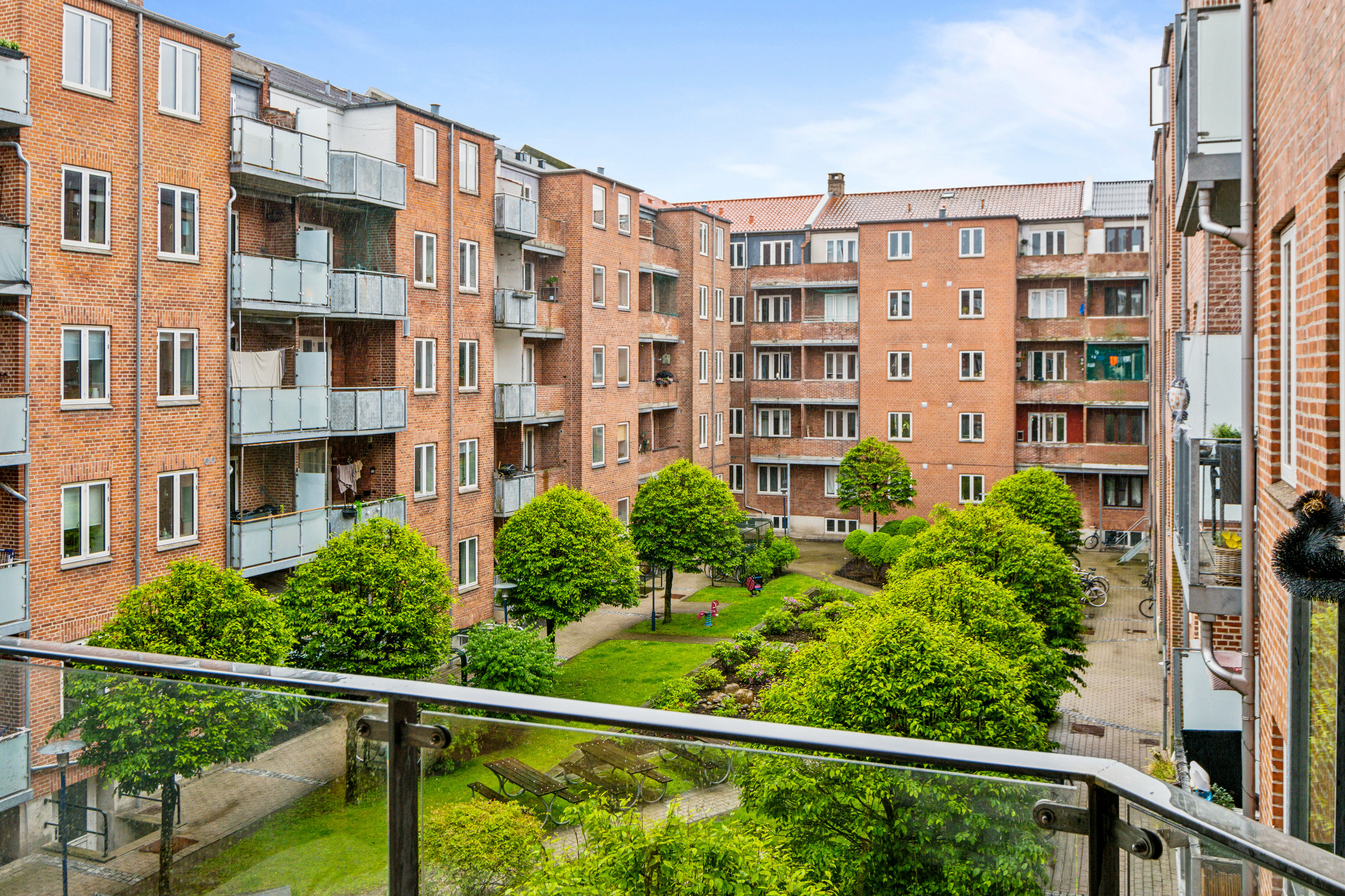 Fremhævet altan billede i fuldskærmstilstand. Billede af Helgolandsgade 3, 2. tv., 9000 Aalborg