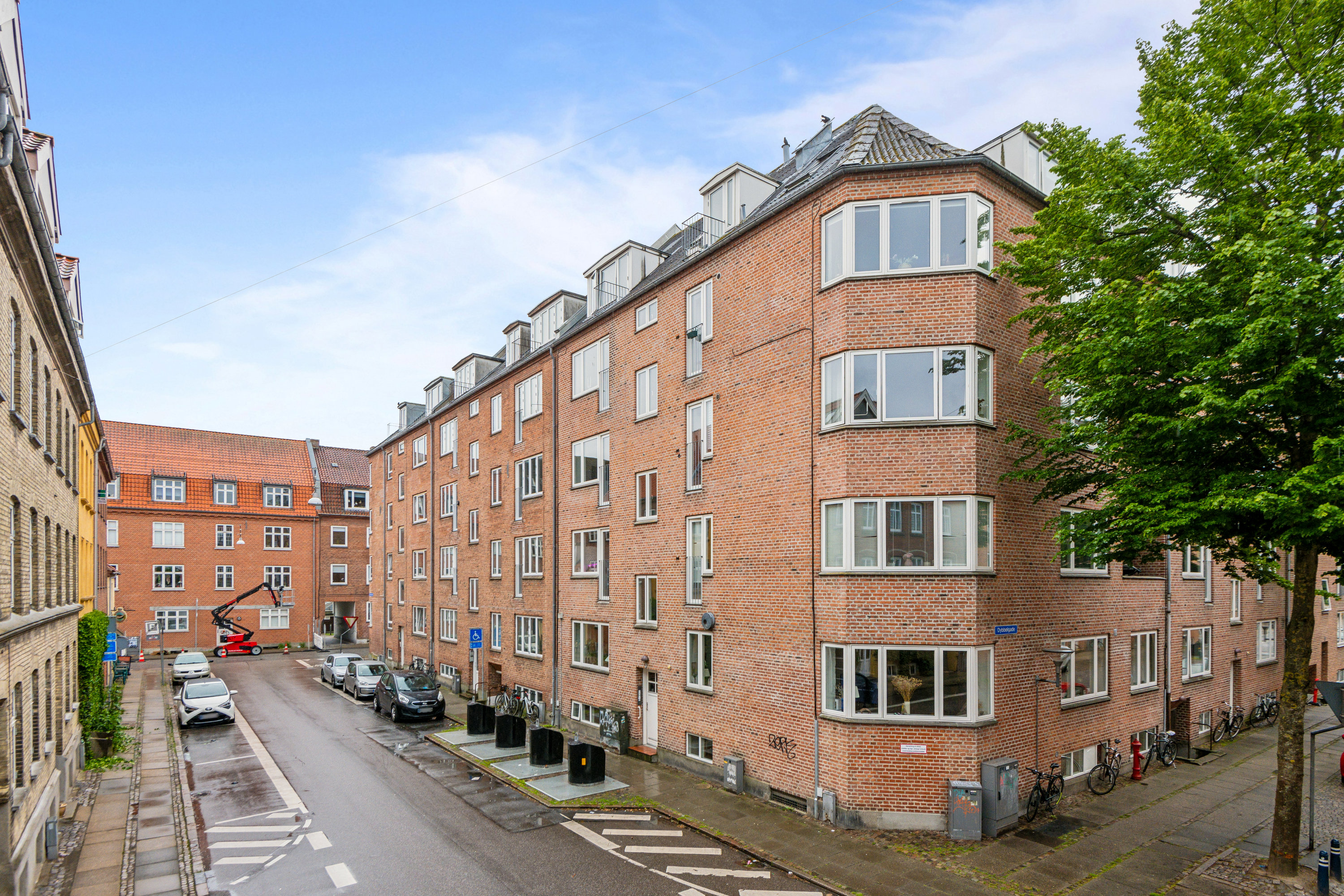 Fremhævet ejendom 1 billede i fuldskærmstilstand. Billede af Helgolandsgade 3, 2. tv., 9000 Aalborg