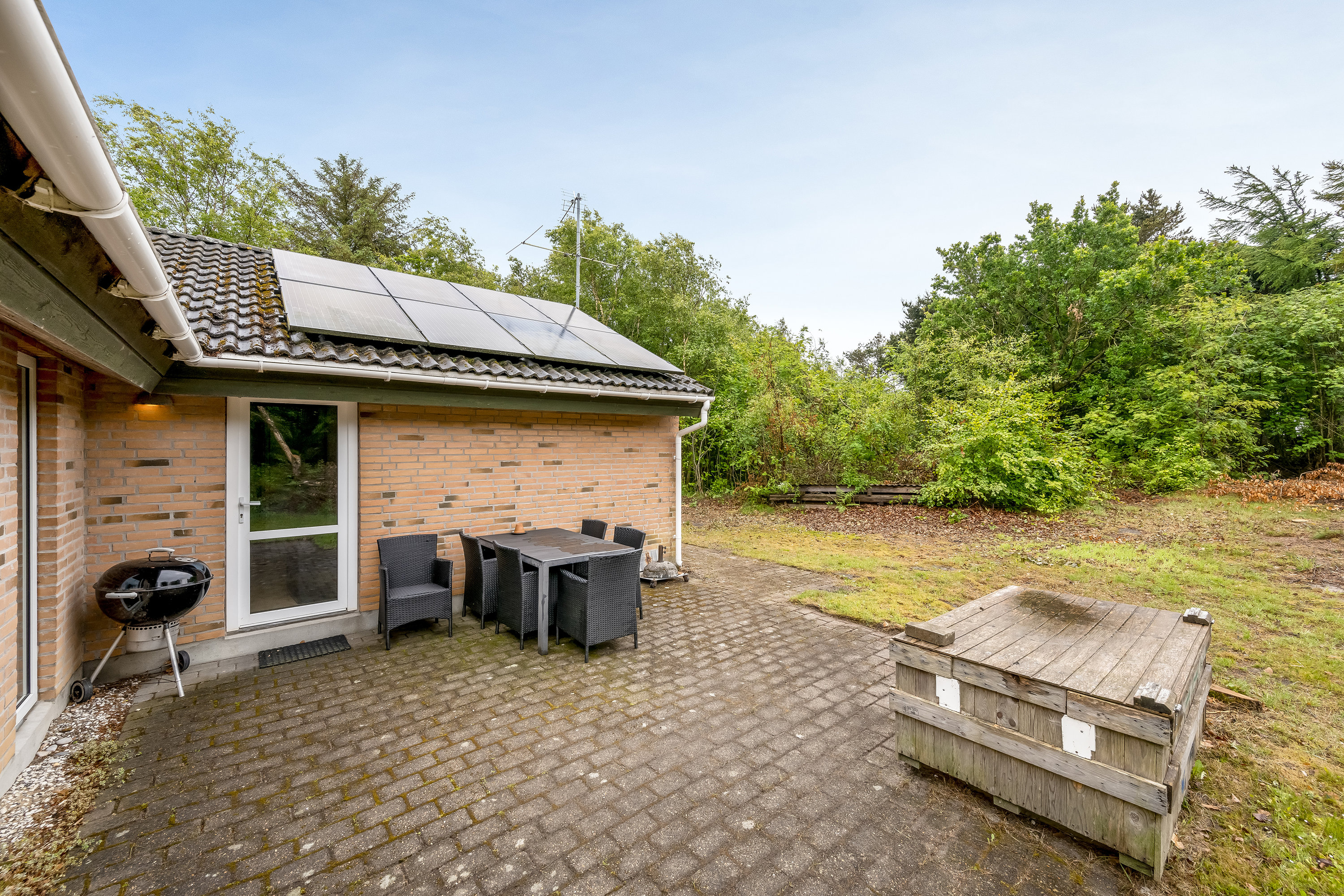 Fremhævet terrasse billede i fuldskærmstilstand. Billede af Alrum 1, Stadil, 6980 Tim