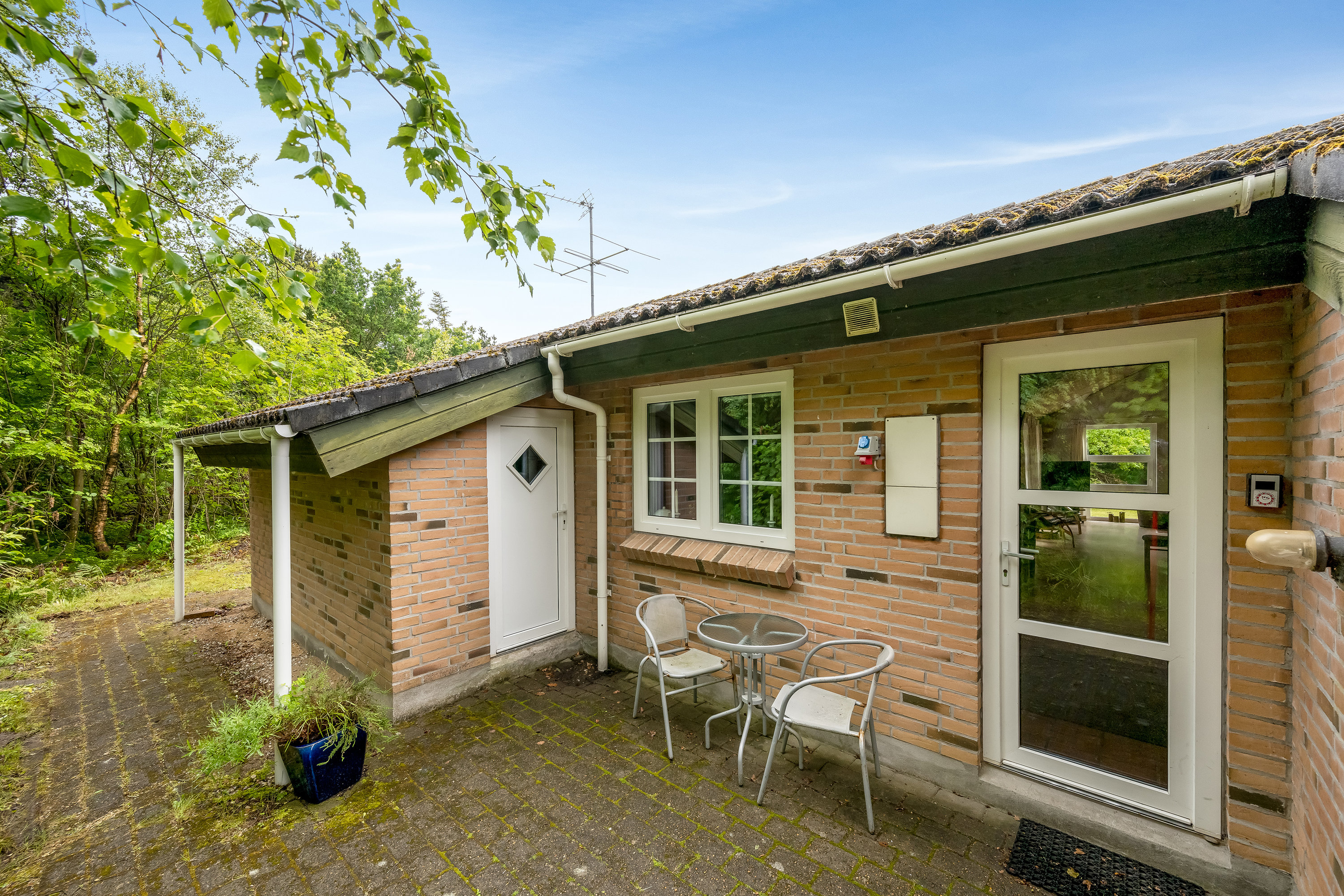 Fremhævet andet billede i fuldskærmstilstand. Billede af Alrum 1, Stadil, 6980 Tim