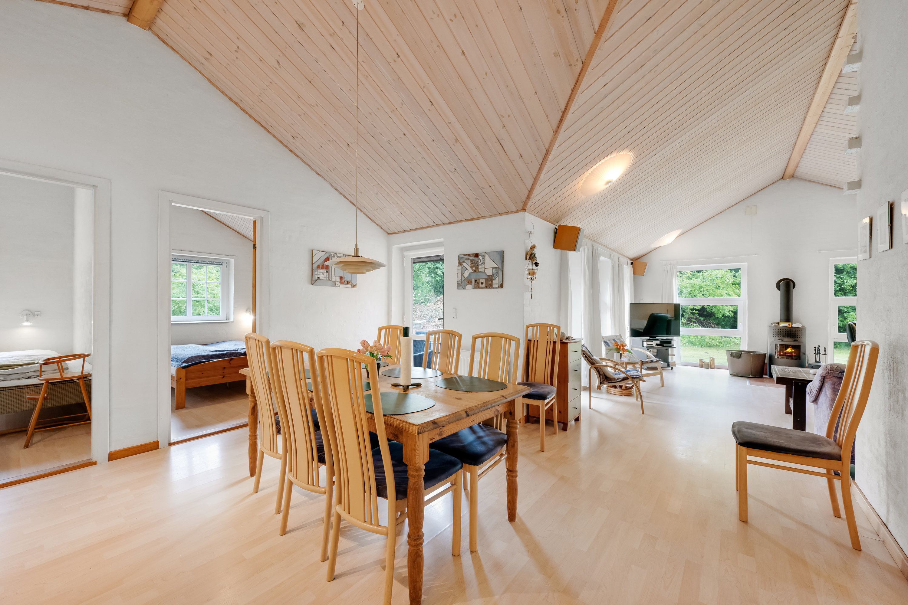 Fremhævet stue billede i fuldskærmstilstand. Billede af Alrum 1, Stadil, 6980 Tim