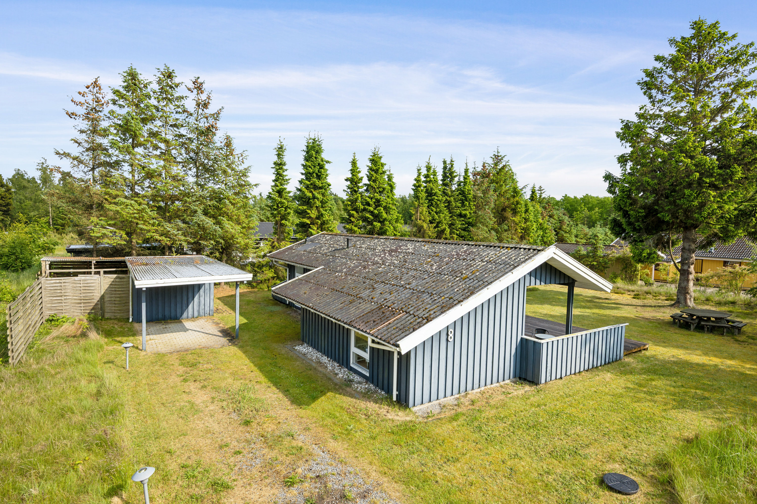 Miniaturebillede 1: ejendom 1. Billede af Lindeparken 8, 9370 Hals