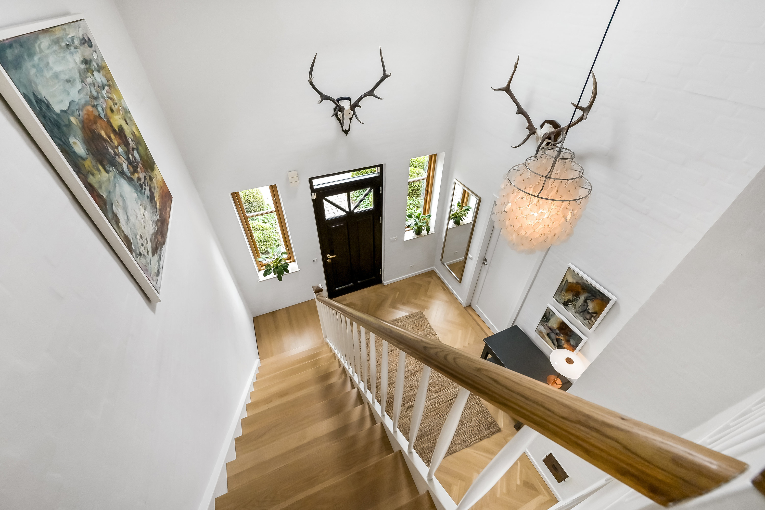 Fremhævet hall billede i fuldskærmstilstand. Billede af Nørre Lindbjerg 5, Gjellerup, 7400 Herning