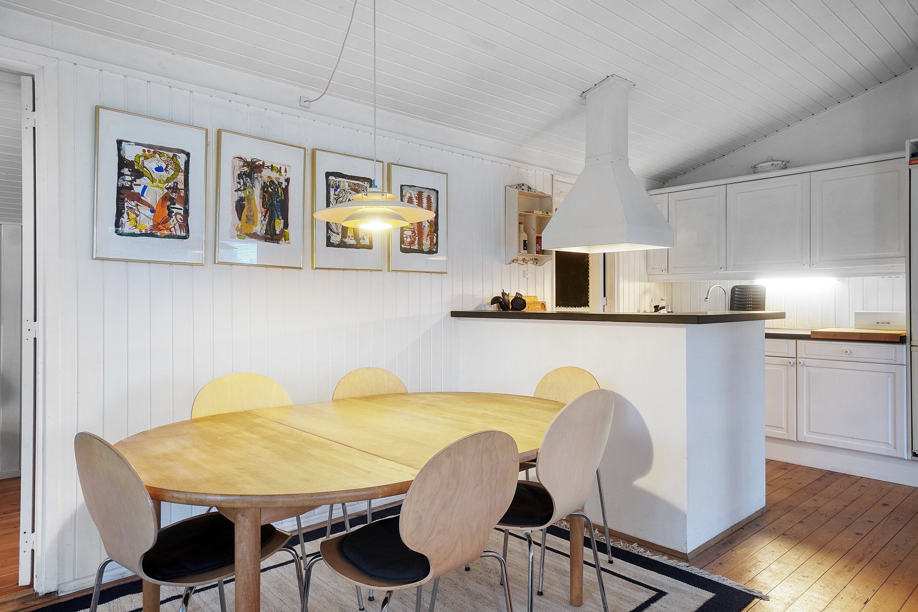 Fremhævet køkken billede i fuldskærmstilstand. Billede af Ørnevej 4, 3120 Dronningmølle