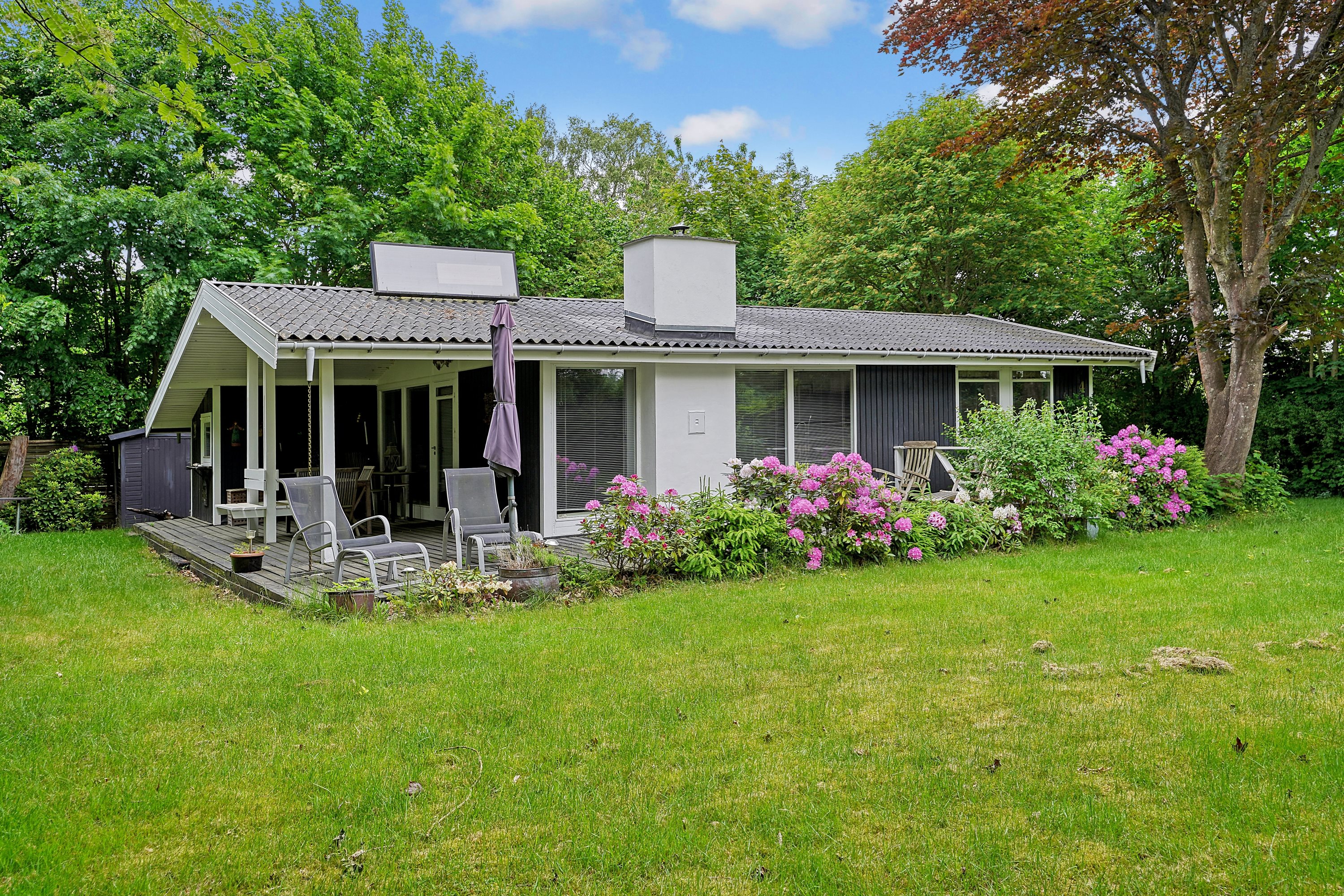 Miniaturebillede 2: ejendommen. Billede af Ørnevej 4, 3120 Dronningmølle