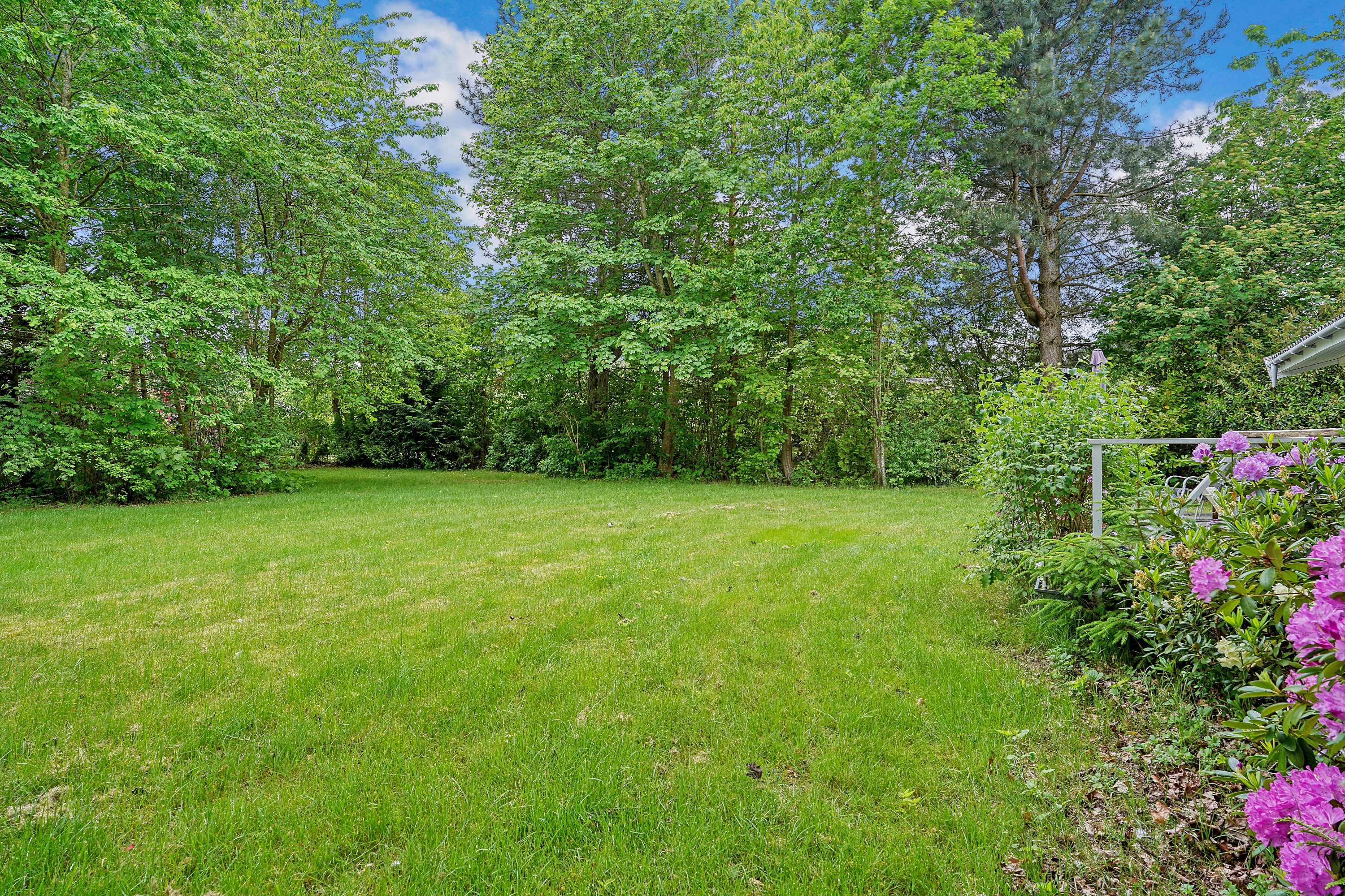 Fremhævet have billede i fuldskærmstilstand. Billede af Ørnevej 4, 3120 Dronningmølle