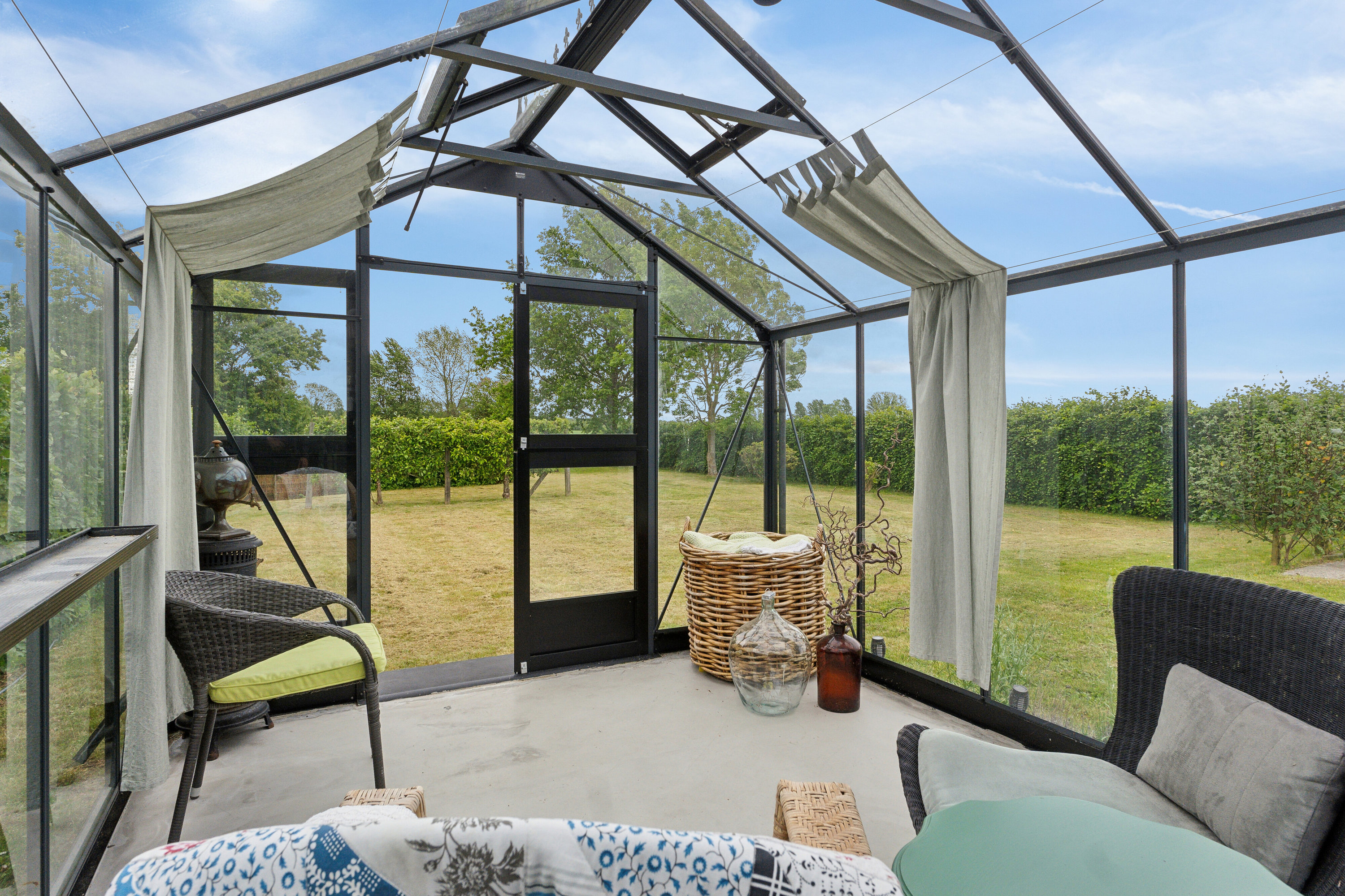 Fremhævet orangeri billede i fuldskærmstilstand. Billede af Højensvej 140, Egense, 5700 Svendborg