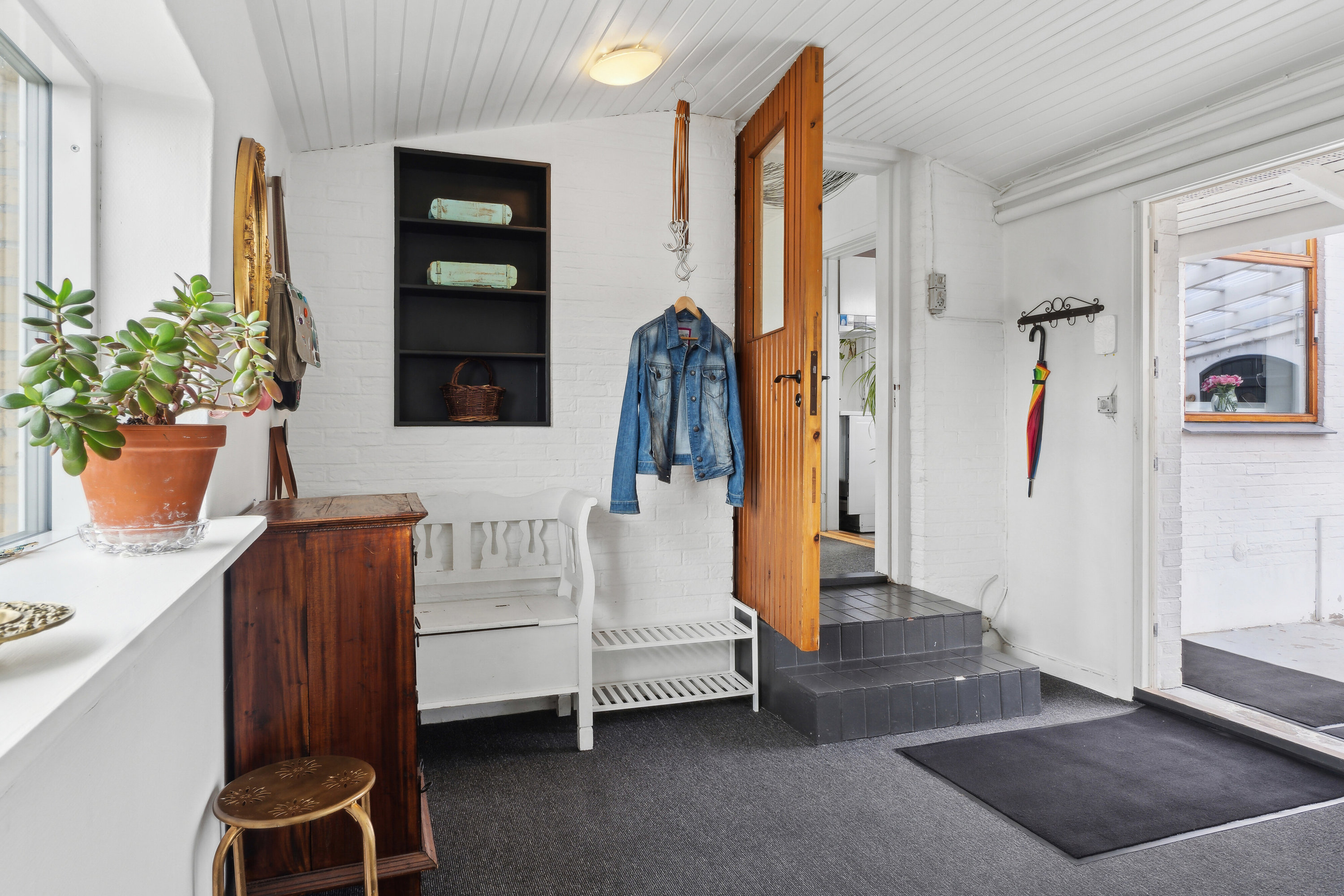 Fremhævet gang billede i fuldskærmstilstand. Billede af Højensvej 140, Egense, 5700 Svendborg