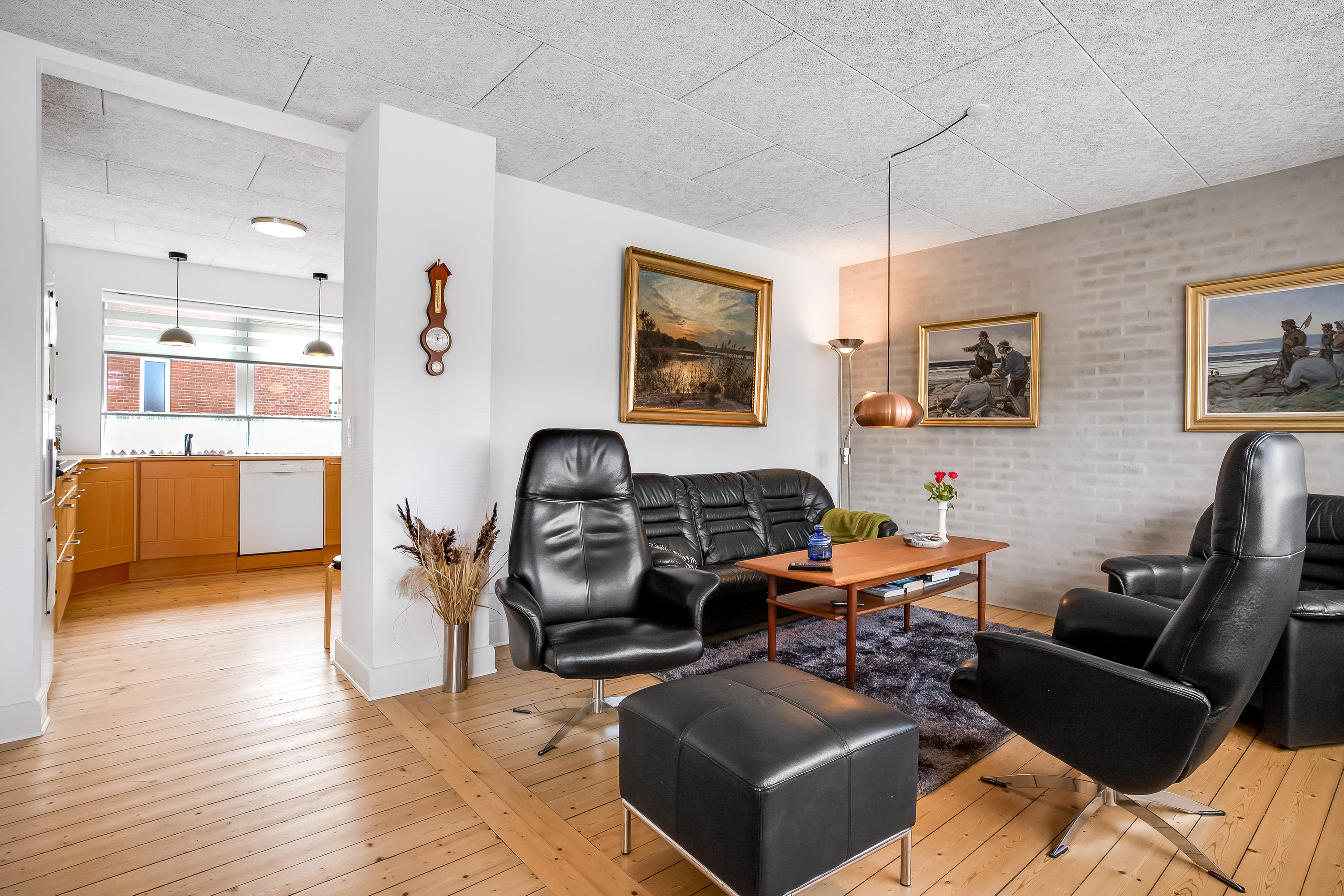 Fremhævet stue billede i fuldskærmstilstand. Billede af Bredgade 27, 7680 Thyborøn