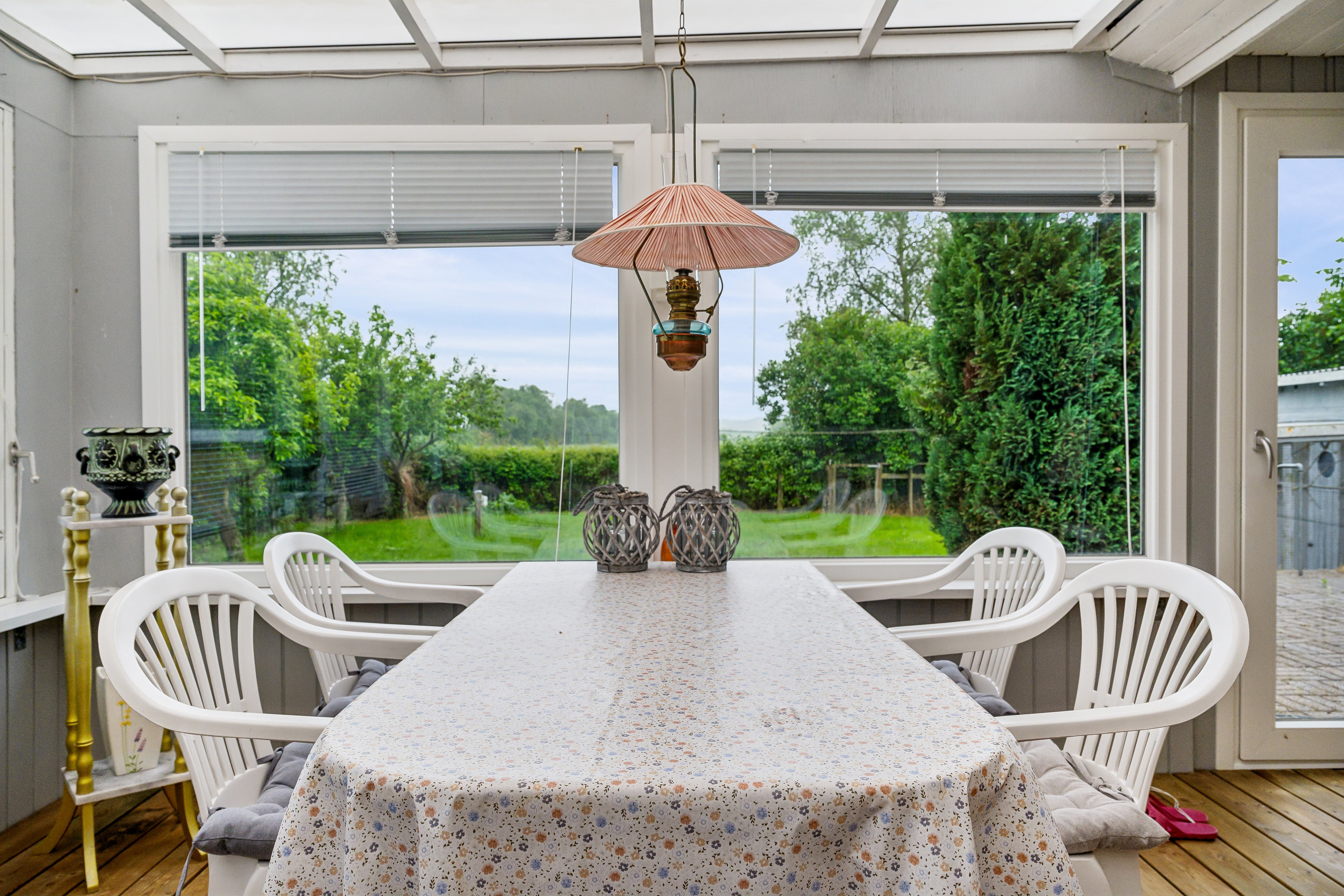 Fremhævet udestue billede i fuldskærmstilstand. Billede af Kærvej 25, Sønder Onsild Stationsby, 9500 Hobro