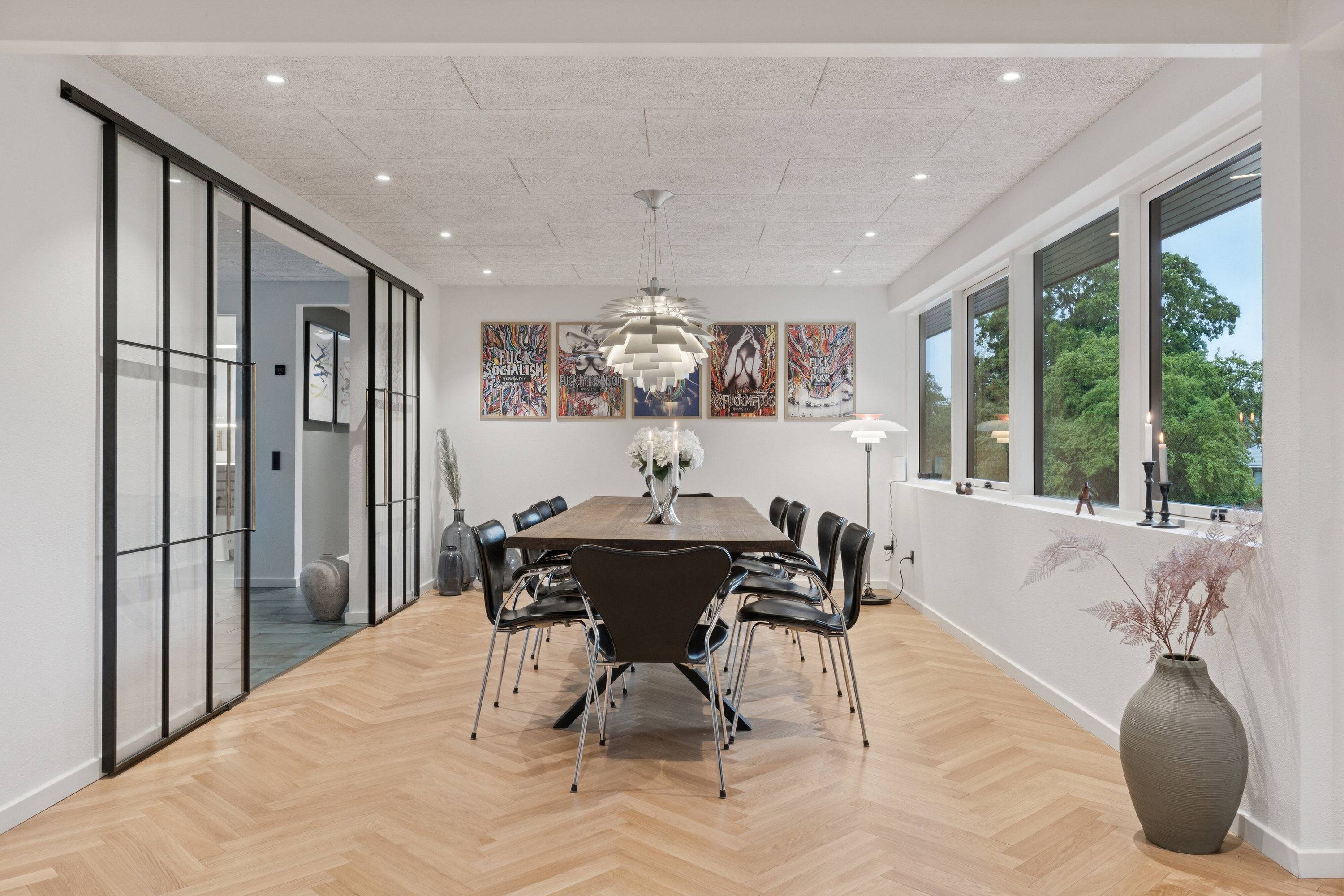 Miniaturebillede 1: spisestue. Billede af Slugten 14, 9800 Hjørring