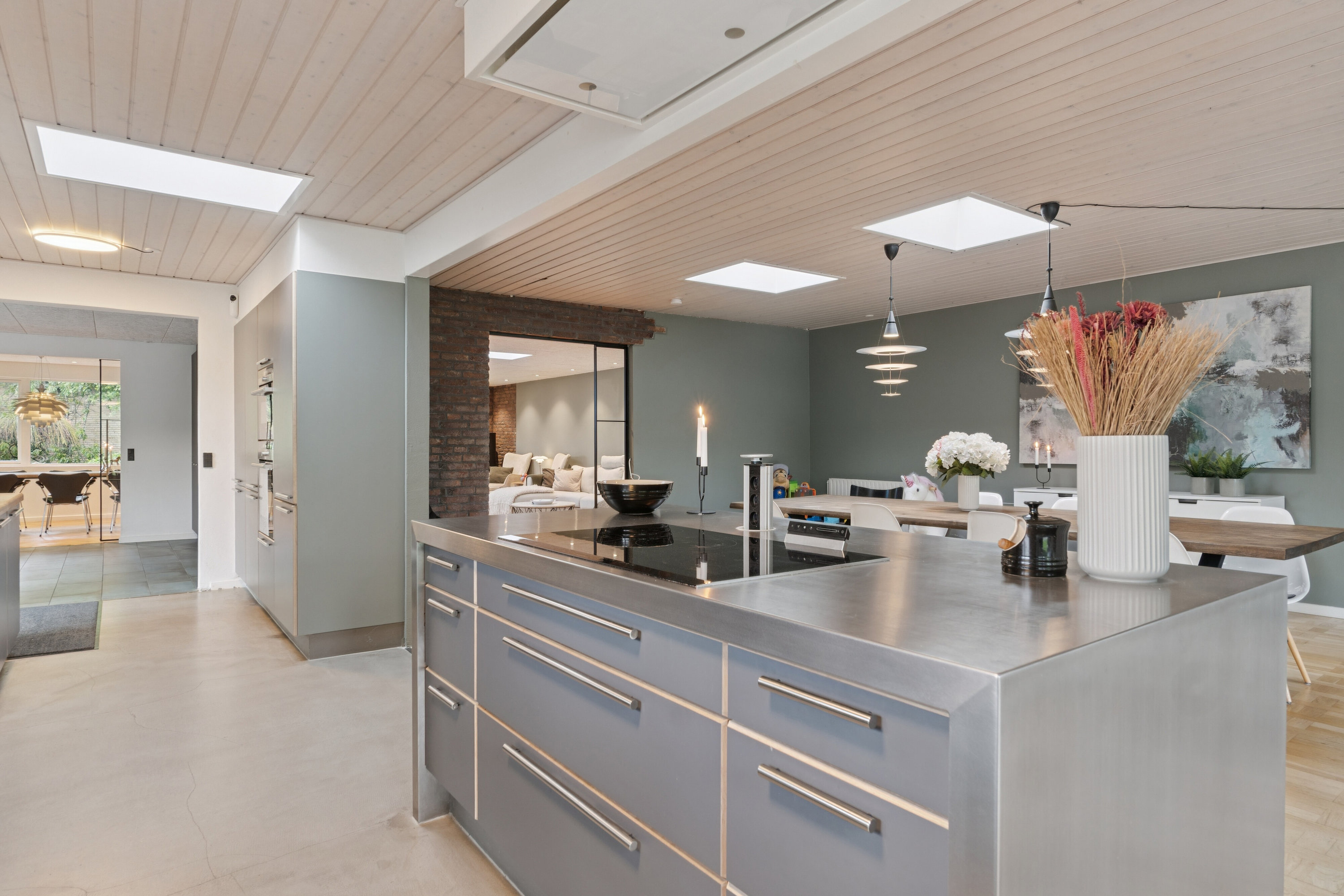 Fremhævet køkken billede i fuldskærmstilstand. Billede af Slugten 14, 9800 Hjørring