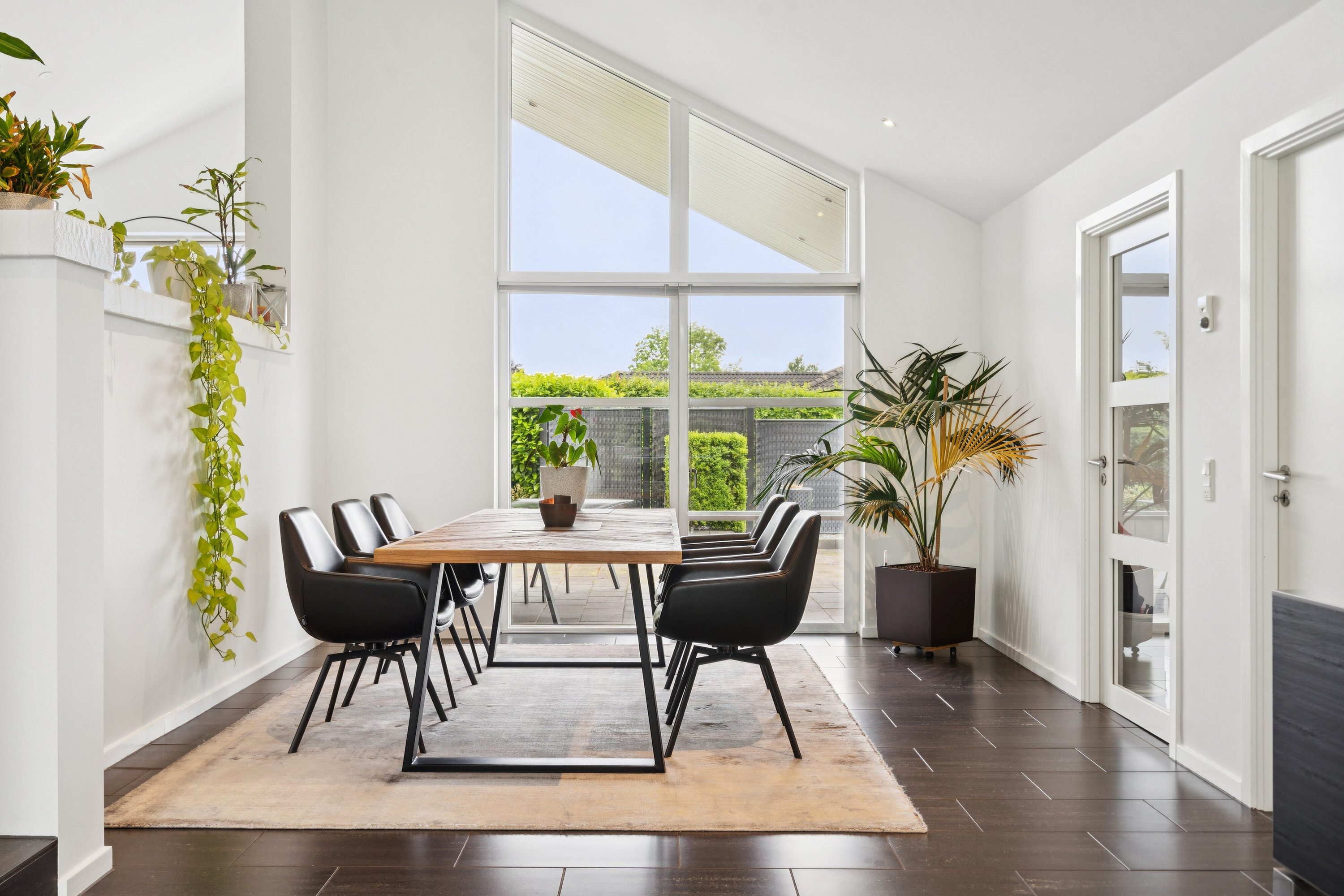 Fremhævet spisestue billede i fuldskærmstilstand. Billede af Bakkegårds Allé 58, 5550 Langeskov