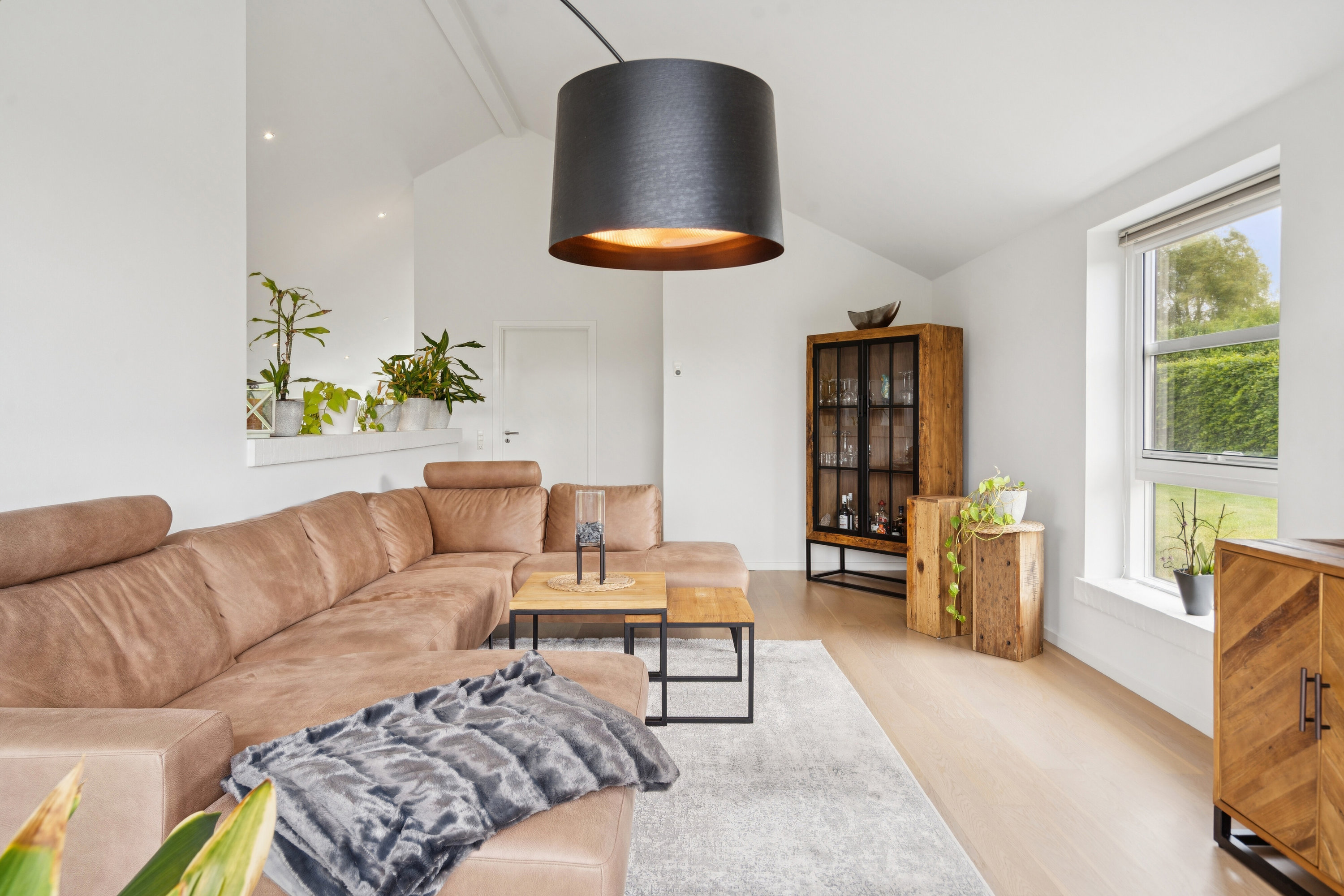 Fremhævet stue billede i fuldskærmstilstand. Billede af Bakkegårds Allé 58, 5550 Langeskov