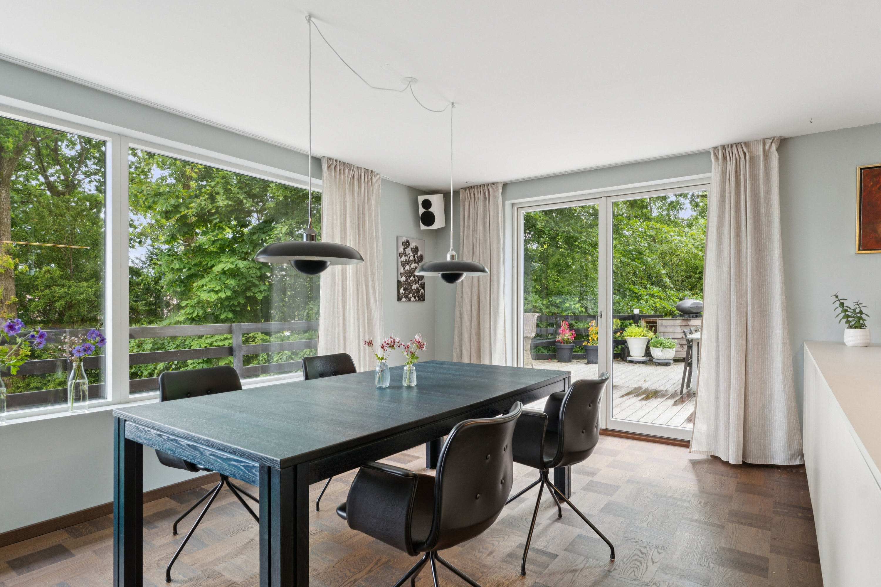 Fremhævet spisestue billede i fuldskærmstilstand. Billede af Risumvej 41, 8600 Silkeborg