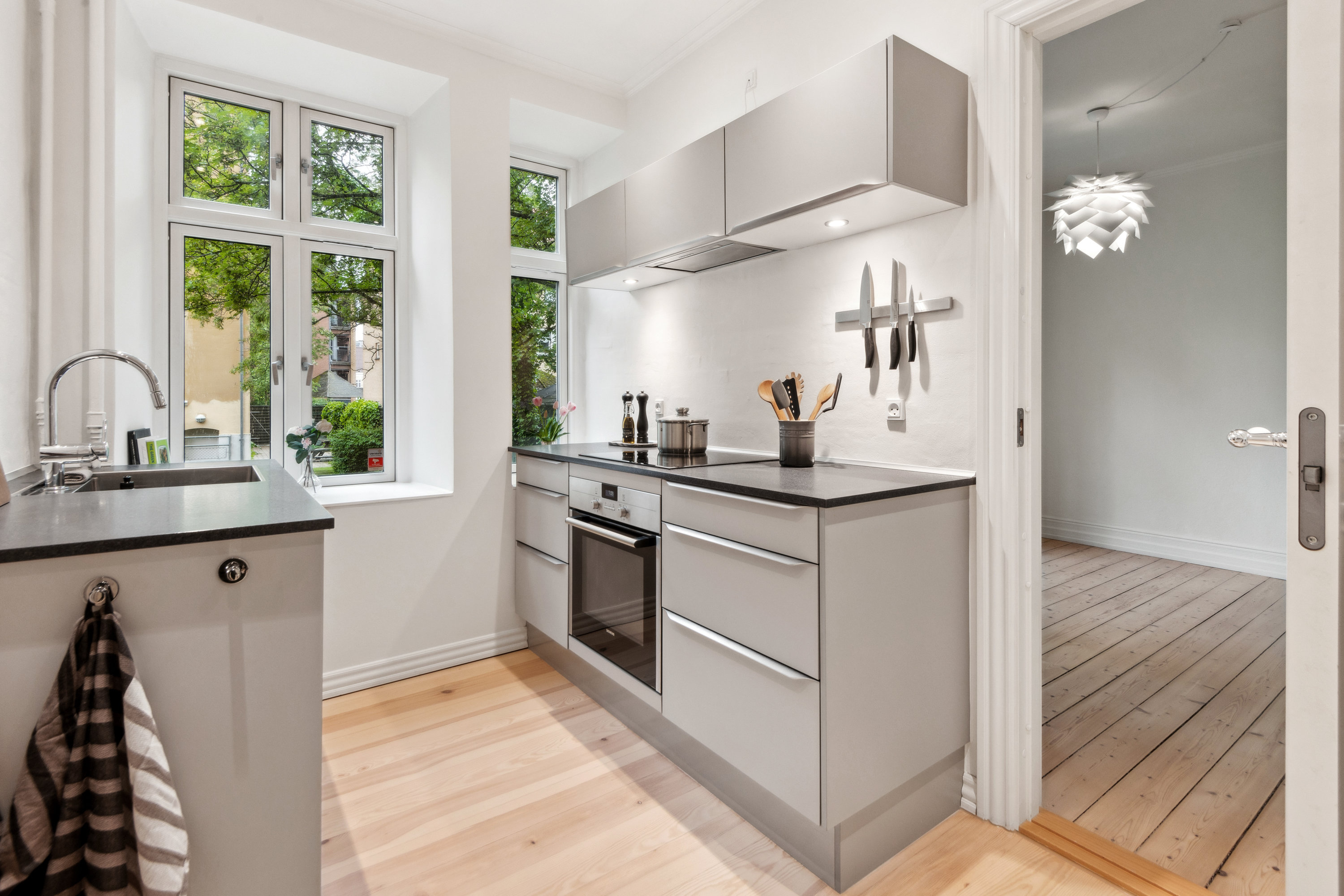 Miniaturebillede 1: køkken. Billede af Niels Ebbesens Gade 12, st.. th., 9000 Aalborg