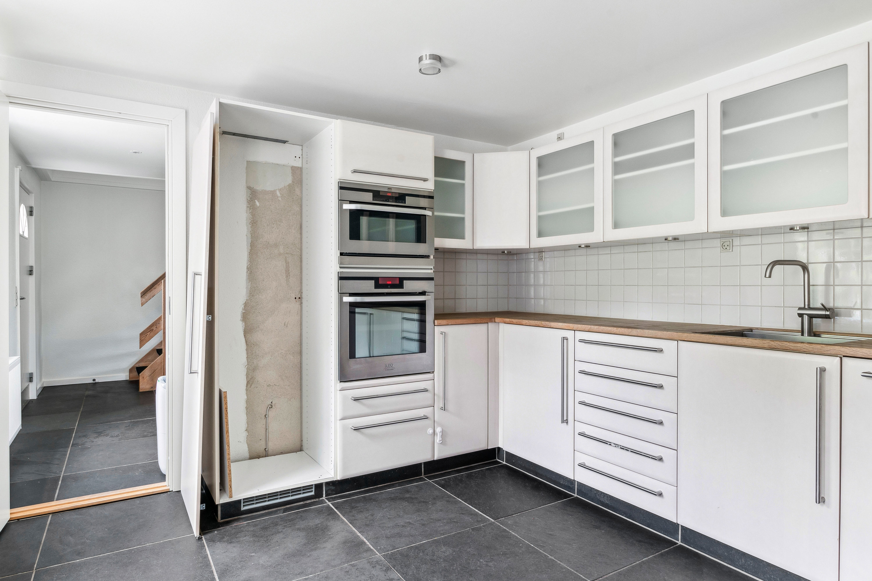 Fremhævet køkken billede i fuldskærmstilstand. Billede af Houtvedvej 29, Oue, 9500 Hobro