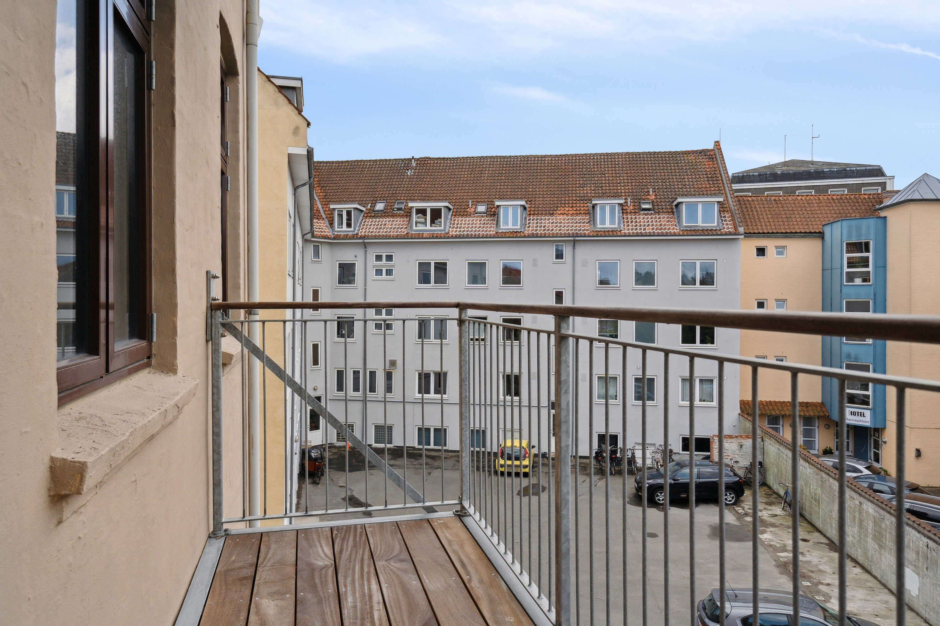 Fremhævet altan billede i fuldskærmstilstand. Billede af Pjentedamsgade 8, 2., 5000 Odense C