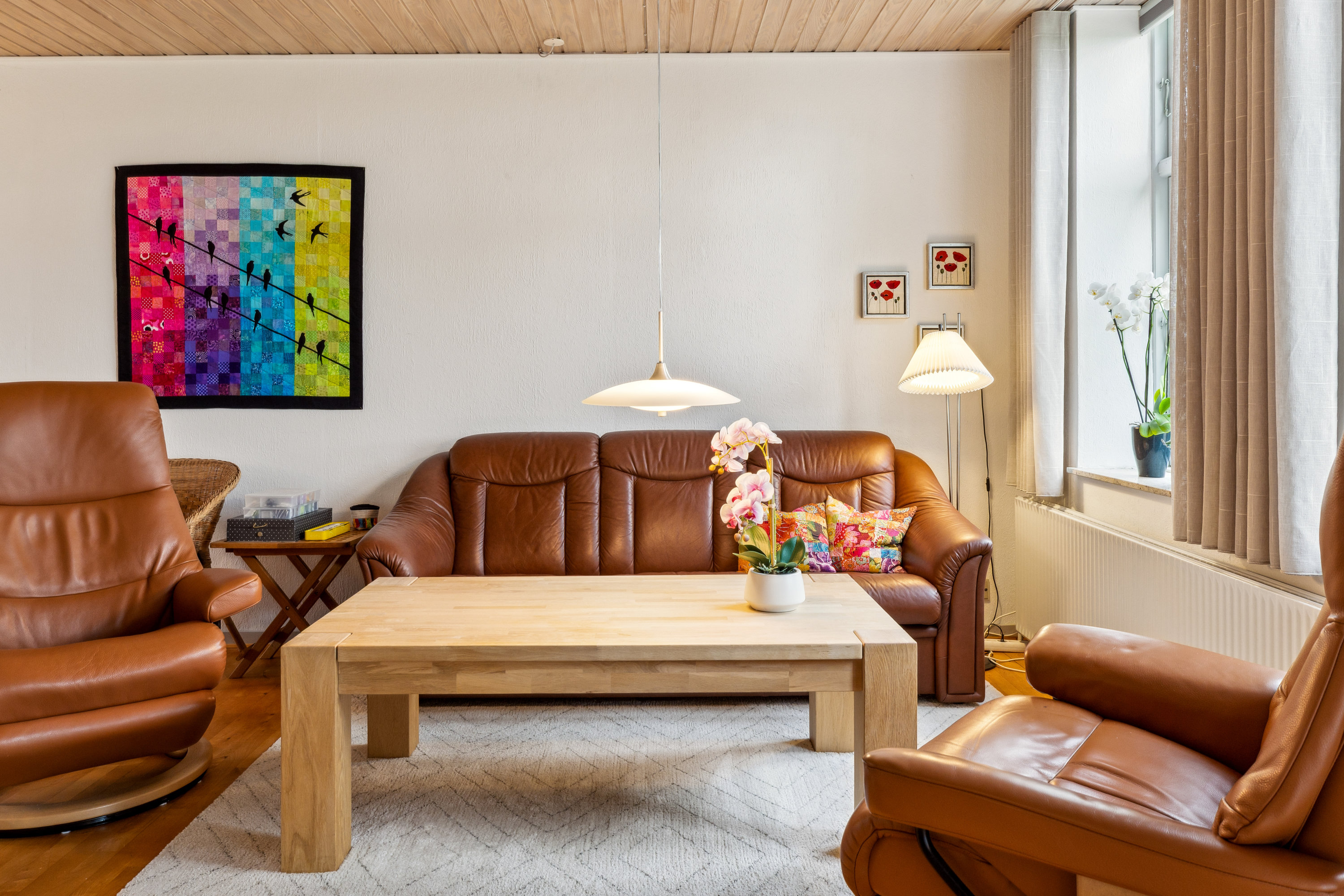 Fremhævet stue billede i fuldskærmstilstand. Billede af Fjelby 12, Skovby, 6470 Sydals