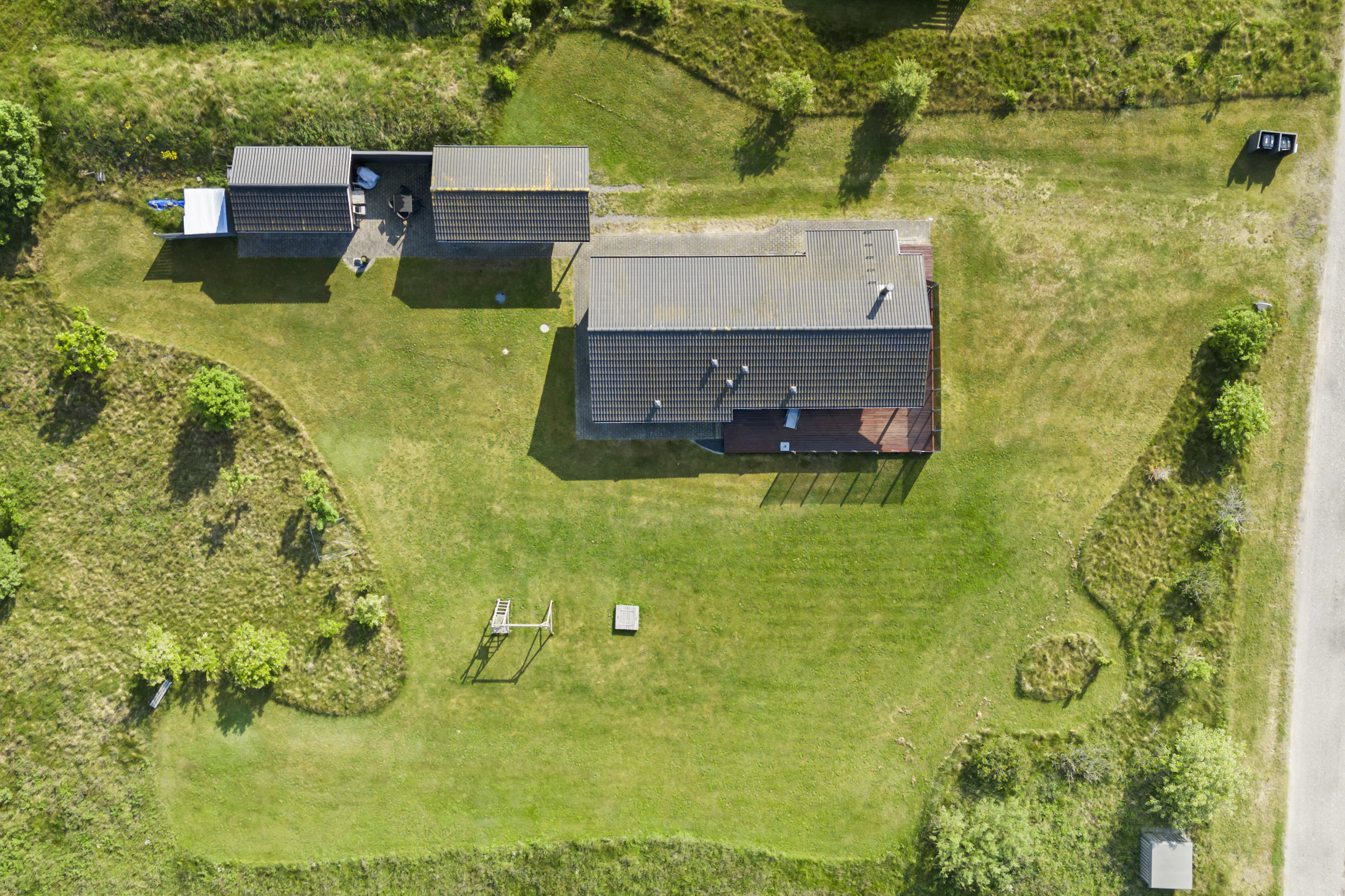 Fremhævet luftfoto billede i fuldskærmstilstand. Billede af Aaensvej 37, Bratten, 9981 Jerup