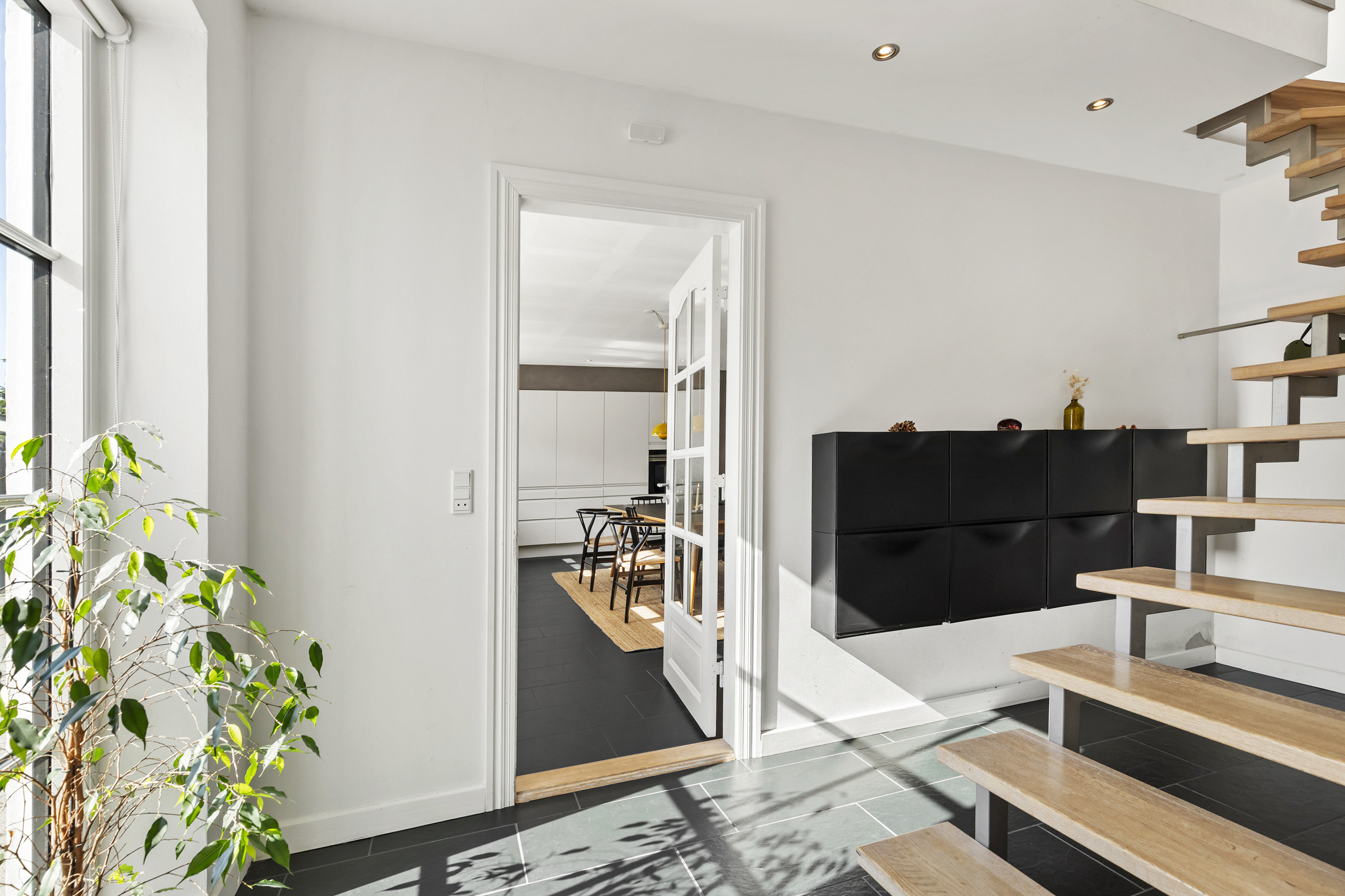 Fremhævet gang billede i fuldskærmstilstand. Billede af Lille Thirupvej 1, 9800 Hjørring