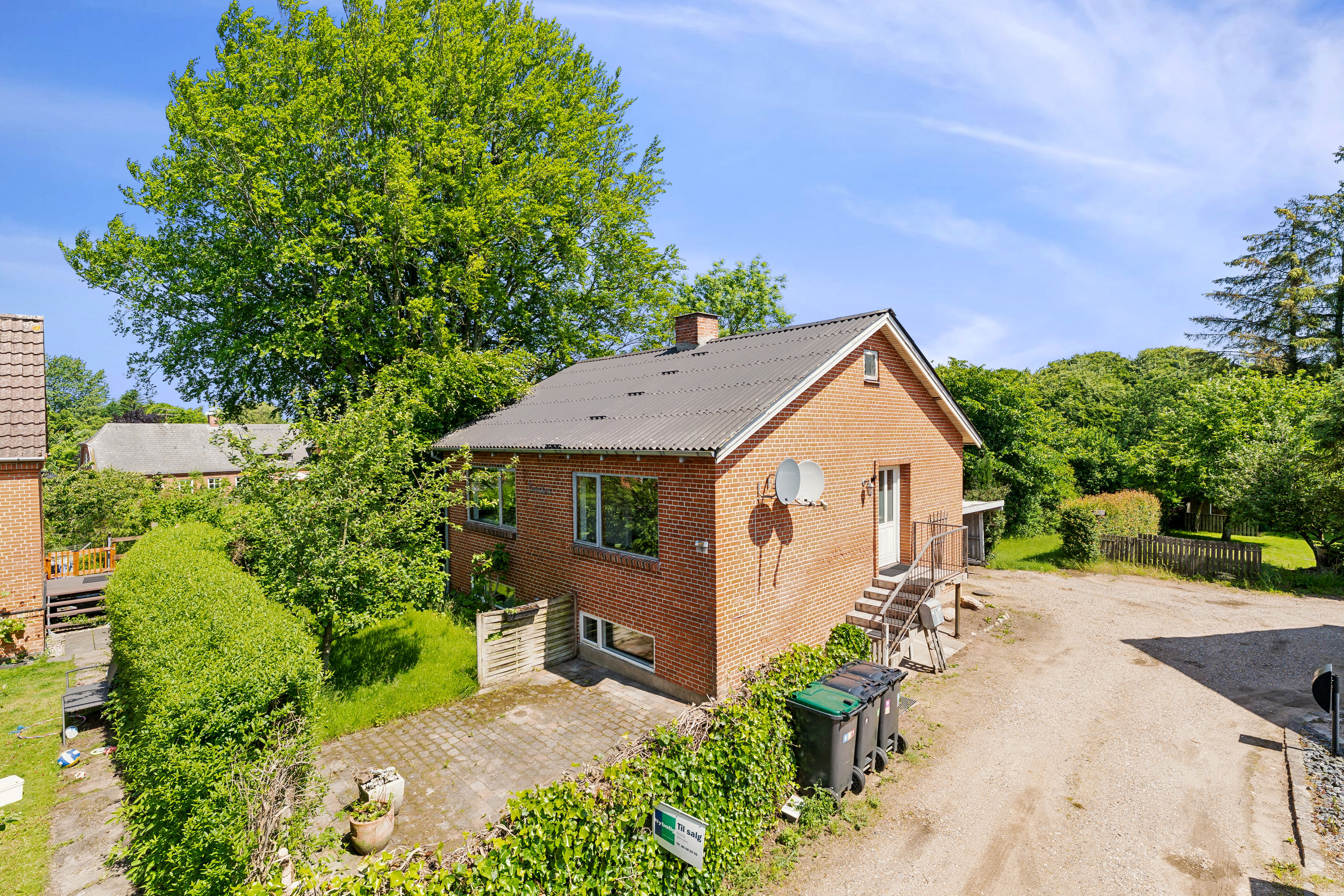 Fremhævet ejendom 1 billede i fuldskærmstilstand. Billede af Ulstrup Skovvej 5, Sdr Vinge, 8860 Ulstrup