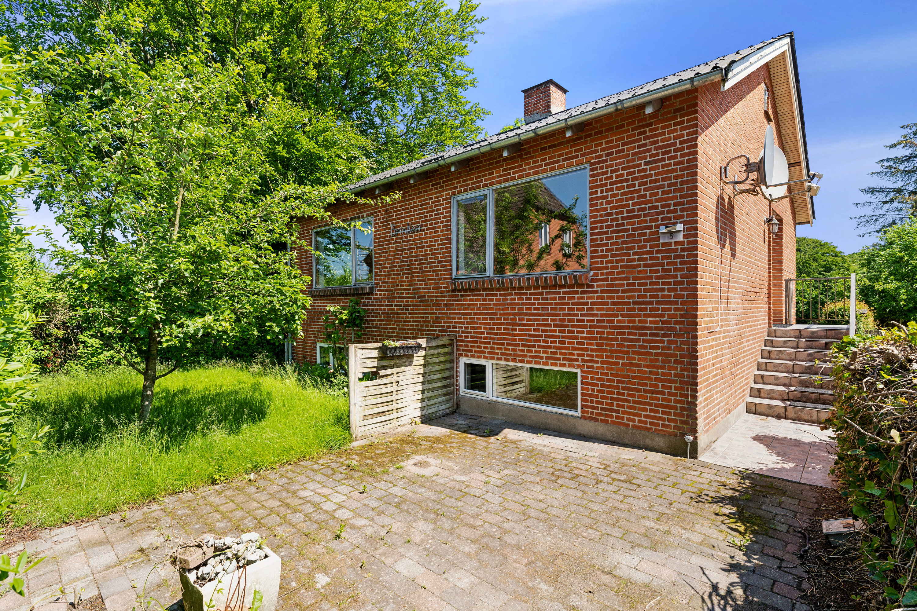 Fremhævet ejendom 1 billede i fuldskærmstilstand. Billede af Ulstrup Skovvej 5, Sdr Vinge, 8860 Ulstrup