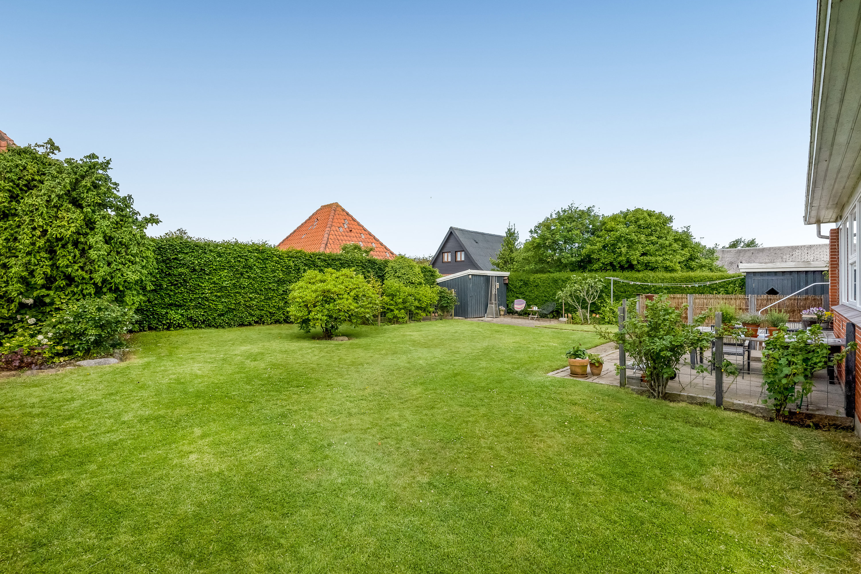 Fremhævet have billede i fuldskærmstilstand. Billede af Skovbrynet 3, 7620 Lemvig