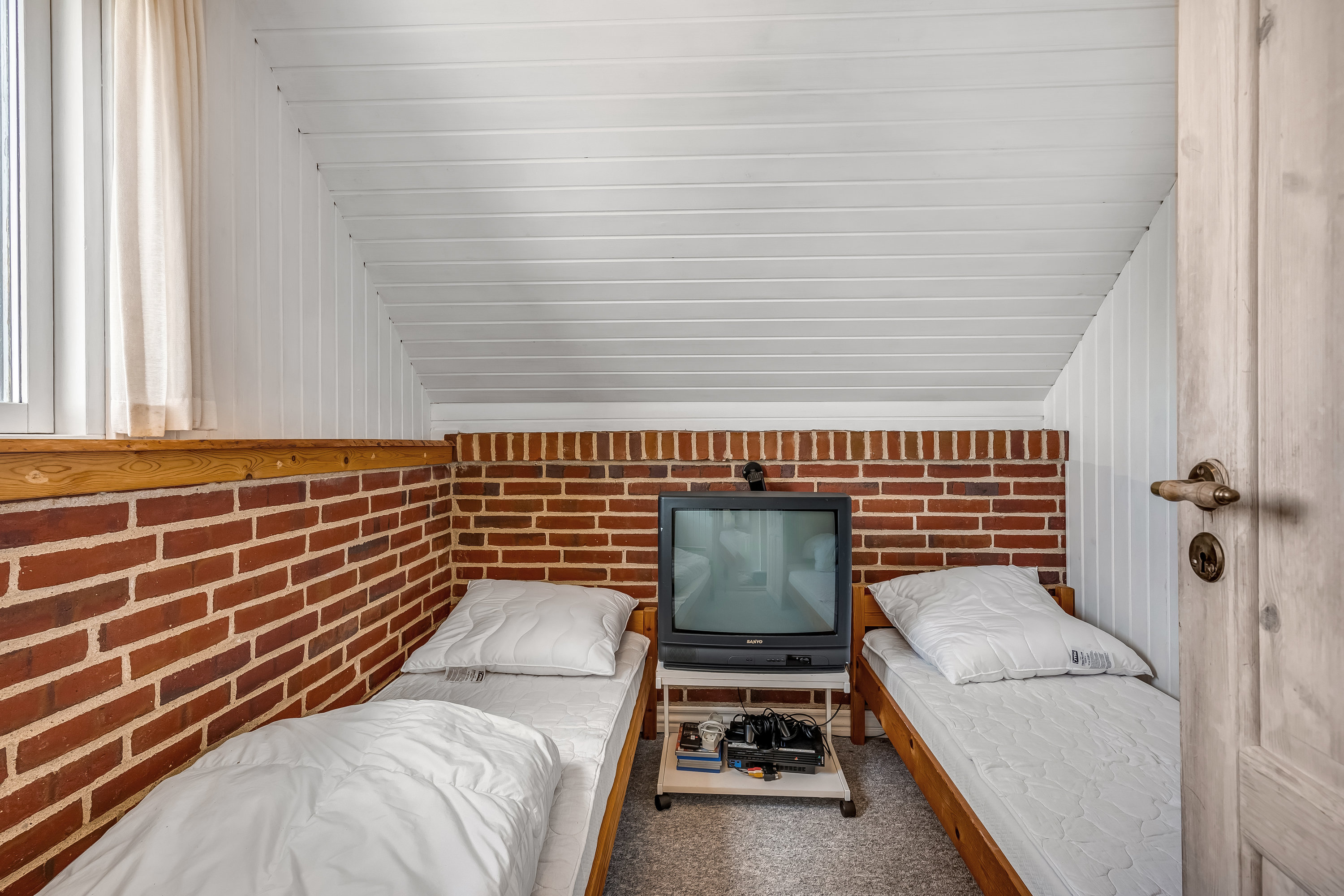 Fremhævet værelse billede i fuldskærmstilstand. Billede af Klintevej 8, Tørring, 7620 Lemvig