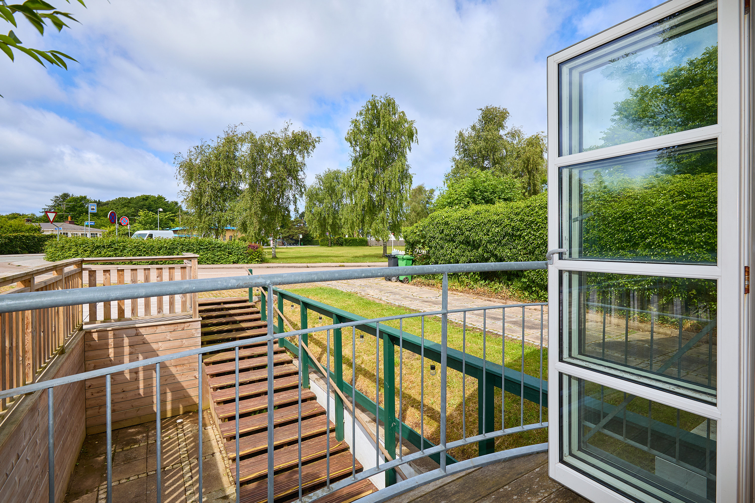 Fremhævet altan billede i fuldskærmstilstand. Billede af Banevej 2, 3220 Tisvildeleje