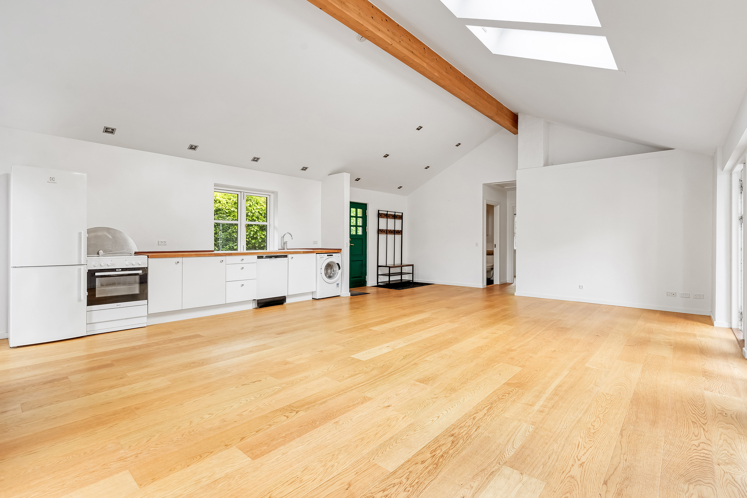 Fremhævet stue billede i fuldskærmstilstand. Billede af Banevej 2, 3220 Tisvildeleje