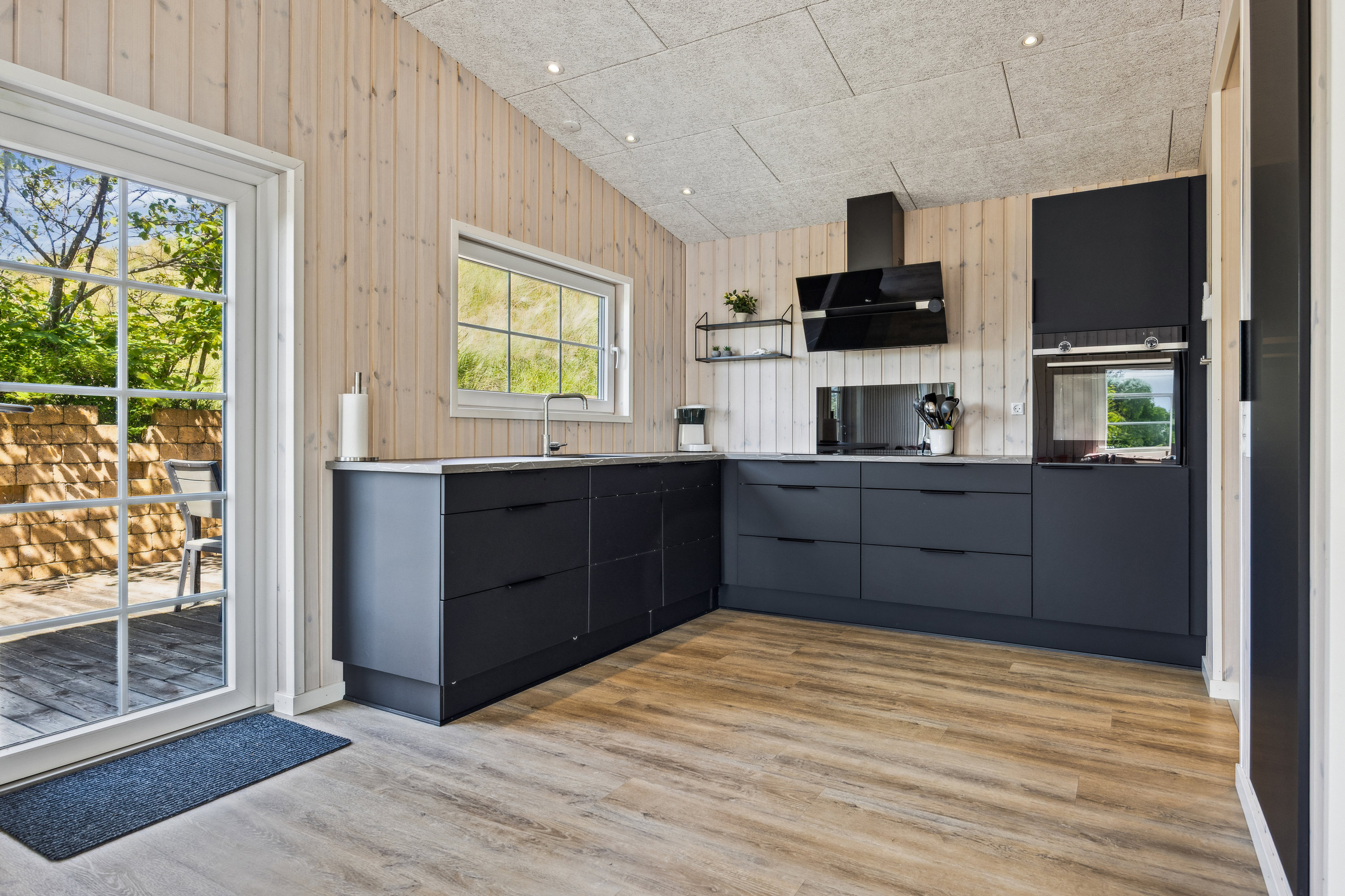 Fremhævet køkken billede i fuldskærmstilstand. Billede af Ingersvej 10, 9492 Blokhus