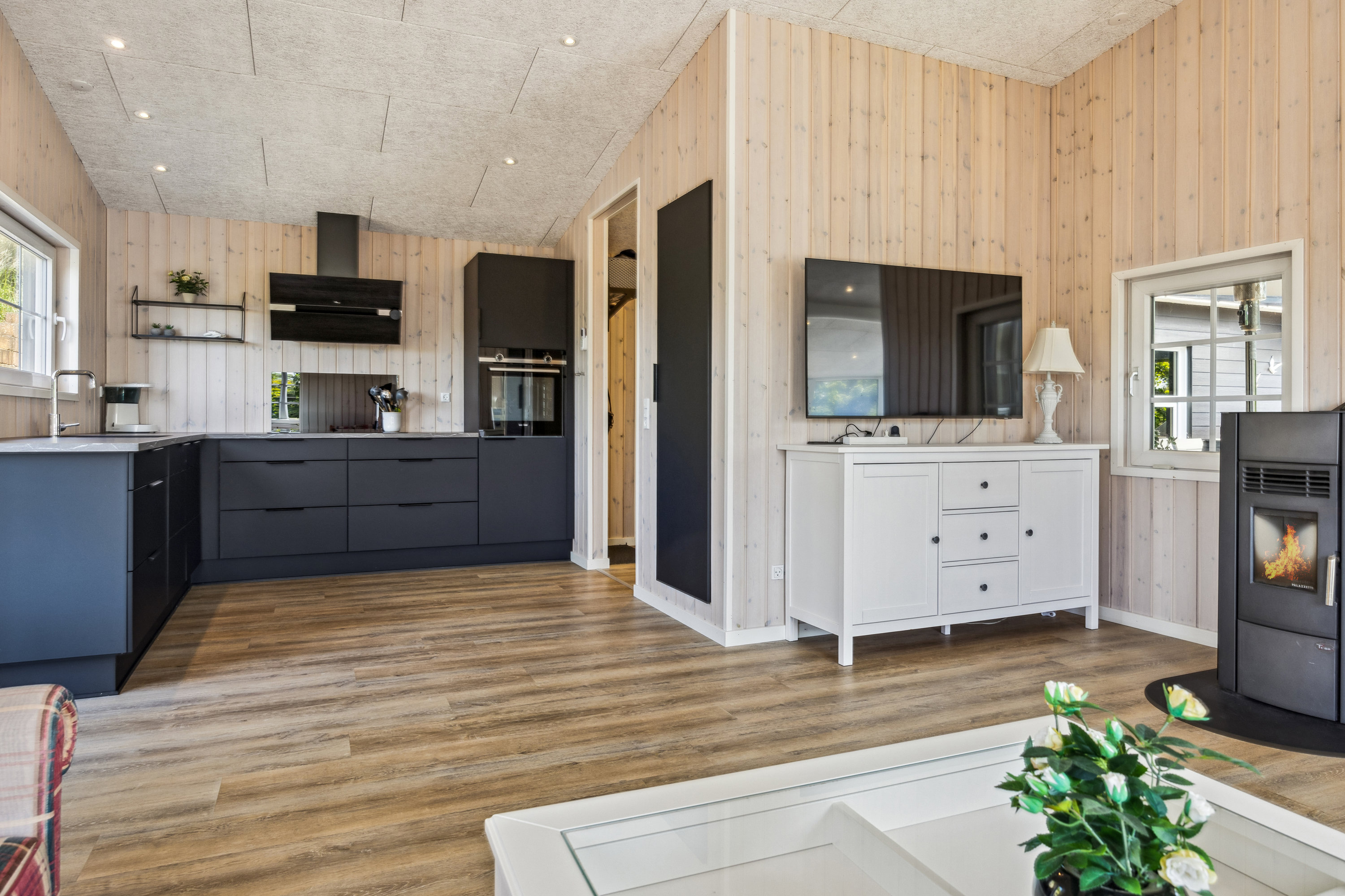 Fremhævet køkken billede i fuldskærmstilstand. Billede af Ingersvej 10, 9492 Blokhus