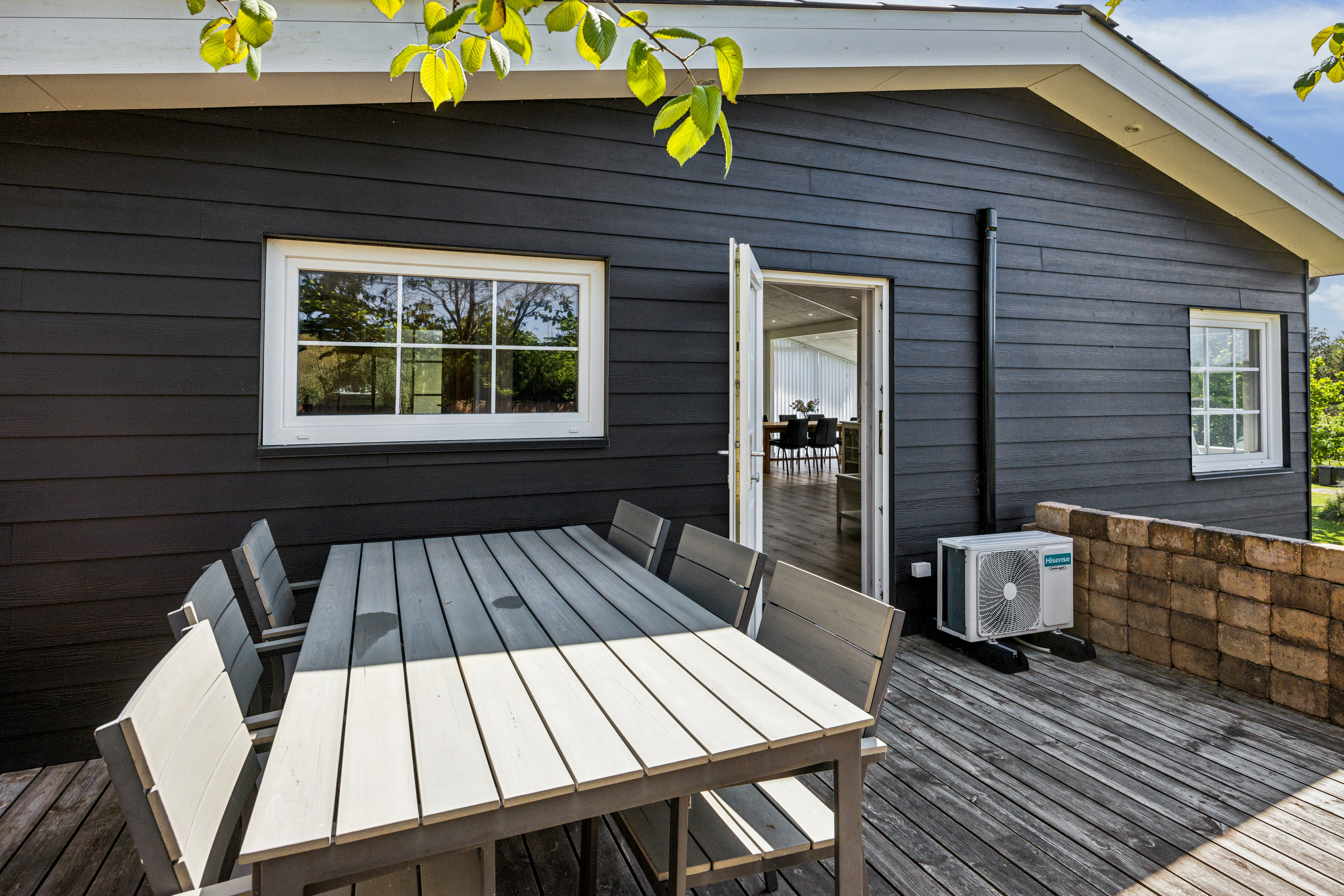 Fremhævet terrasse billede i fuldskærmstilstand. Billede af Ingersvej 10, 9492 Blokhus