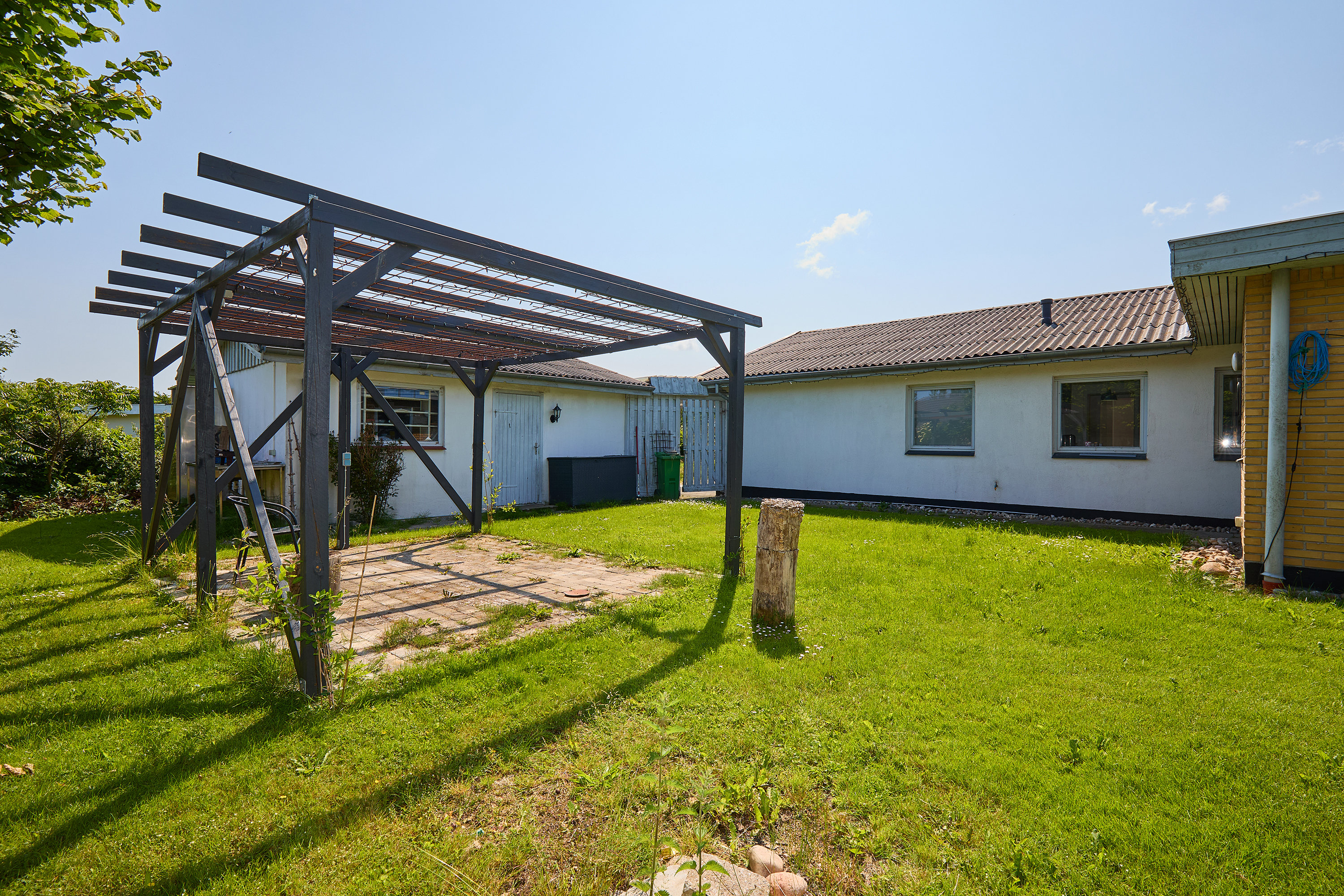 Fremhævet terrasse billede i fuldskærmstilstand. Billede af Kløvervej 4, 3230 Græsted