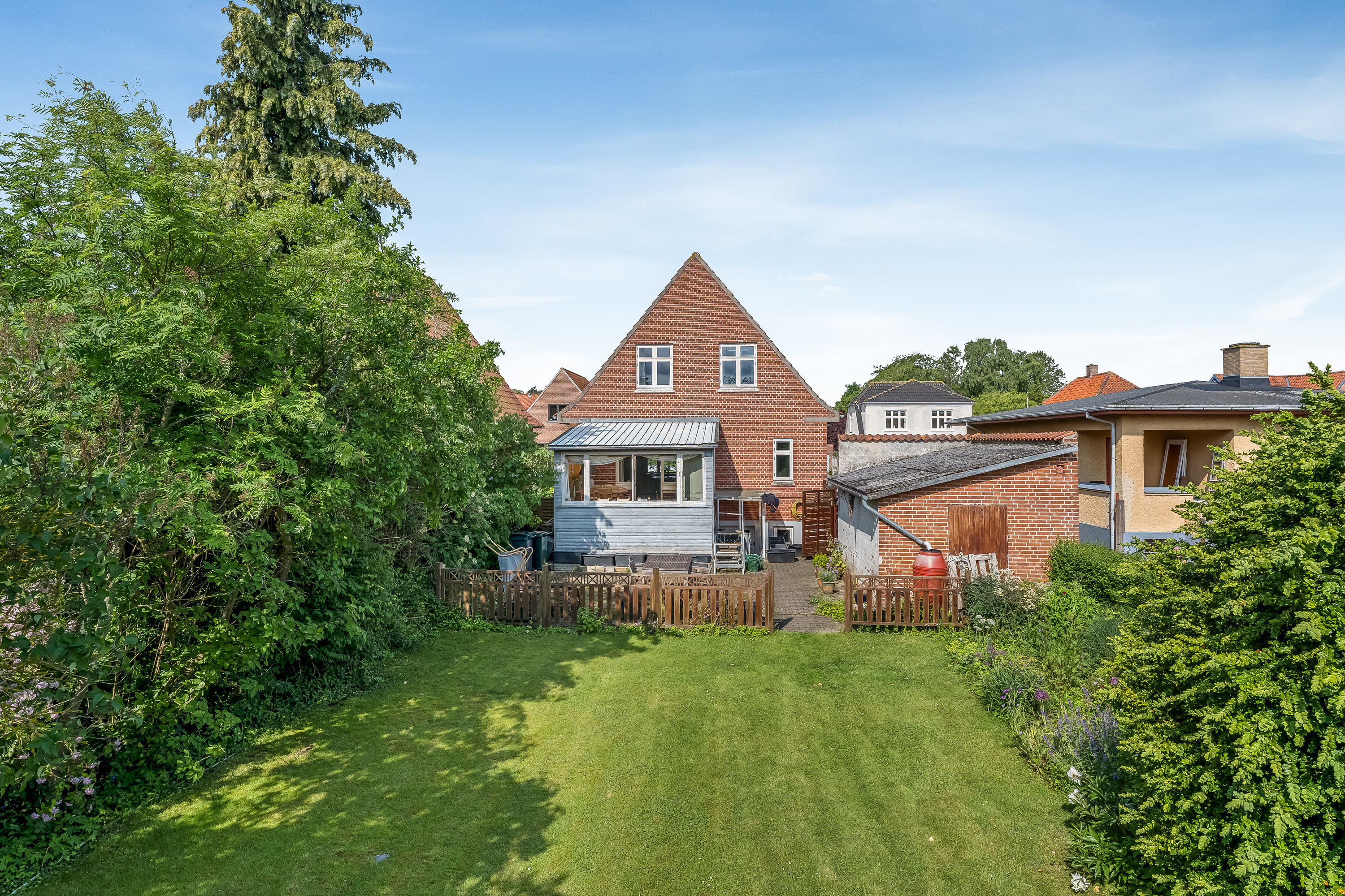 Fremhævet mastefoto billede i fuldskærmstilstand. Billede af Leonora Christinas Vej 15, 4930 Maribo