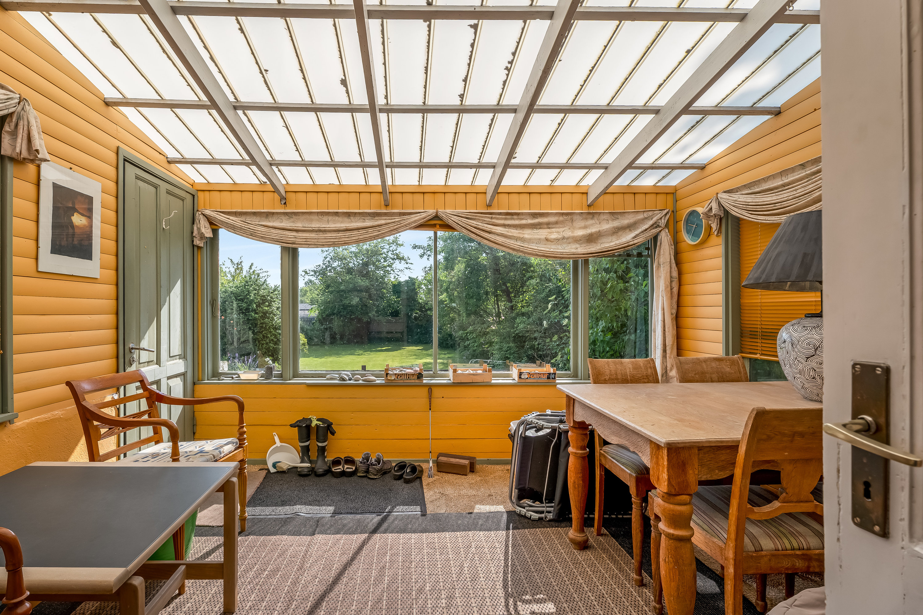 Fremhævet udestue billede i fuldskærmstilstand. Billede af Leonora Christinas Vej 15, 4930 Maribo