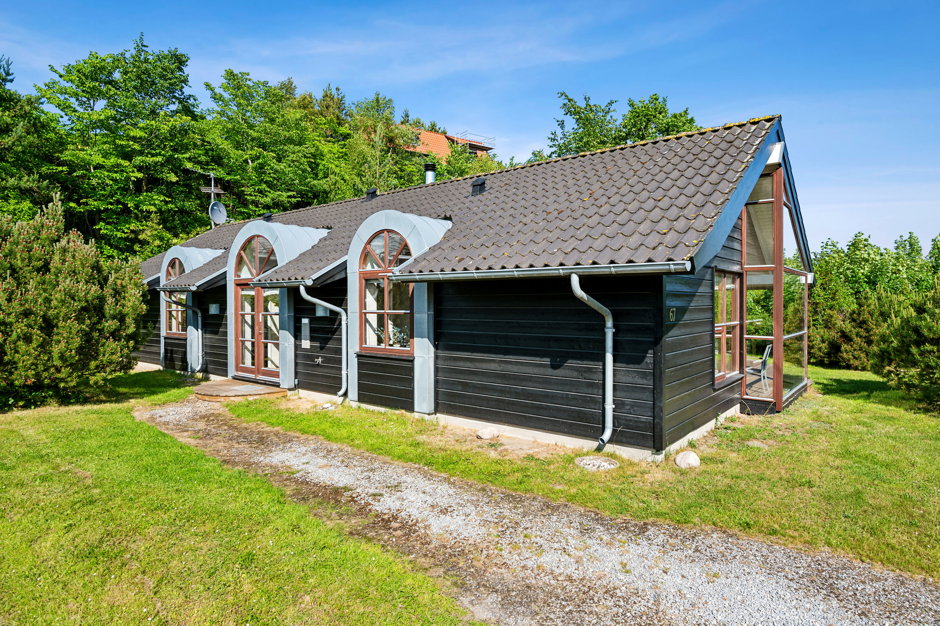 Fremhævet ejendom 1 billede i fuldskærmstilstand. Billede af Kystvejen 67, Handrup Strand, 8400 Ebeltoft