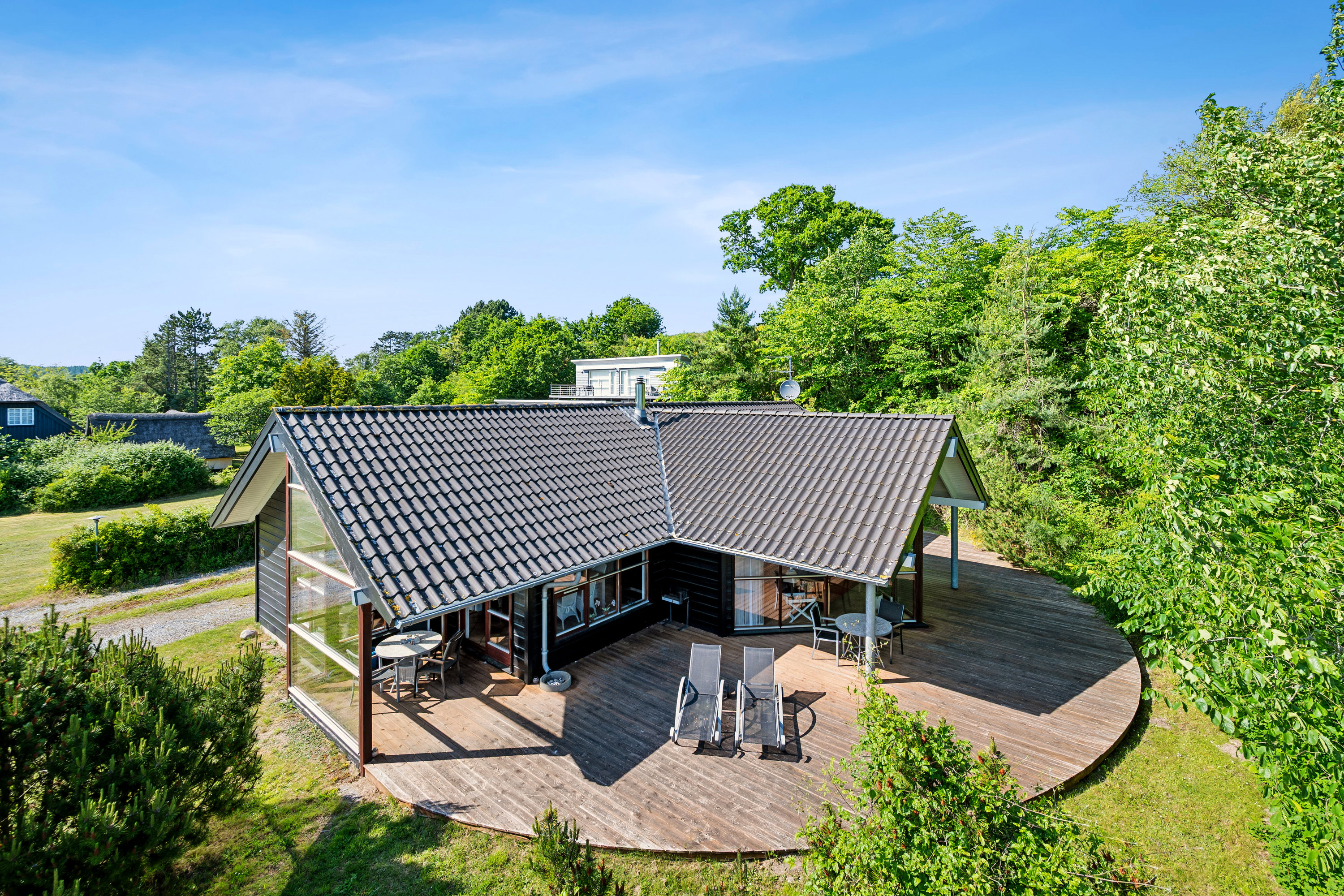 Fremhævet ejendom 1 billede i fuldskærmstilstand. Billede af Kystvejen 67, Handrup Strand, 8400 Ebeltoft