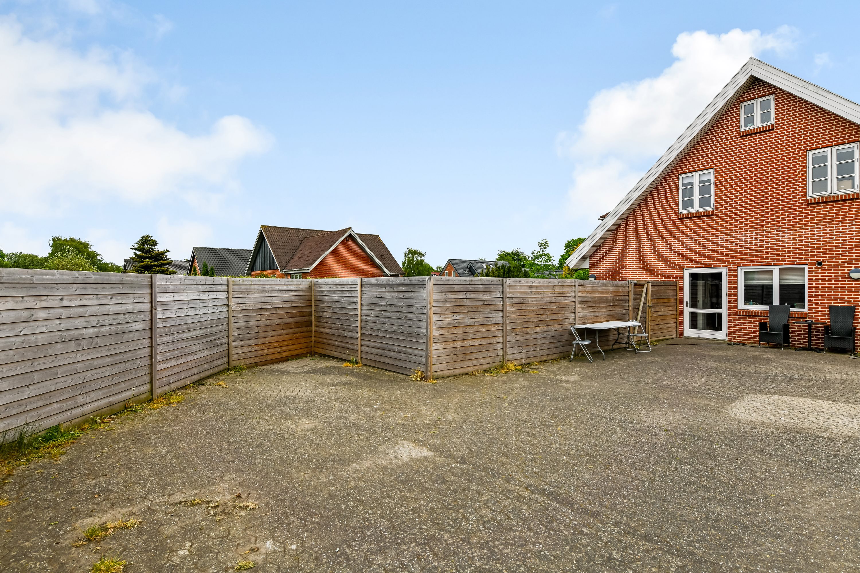 Fremhævet ejendommen billede i fuldskærmstilstand. Billede af Niels Lønnes Vej 15A, st.., 6715 Esbjerg N