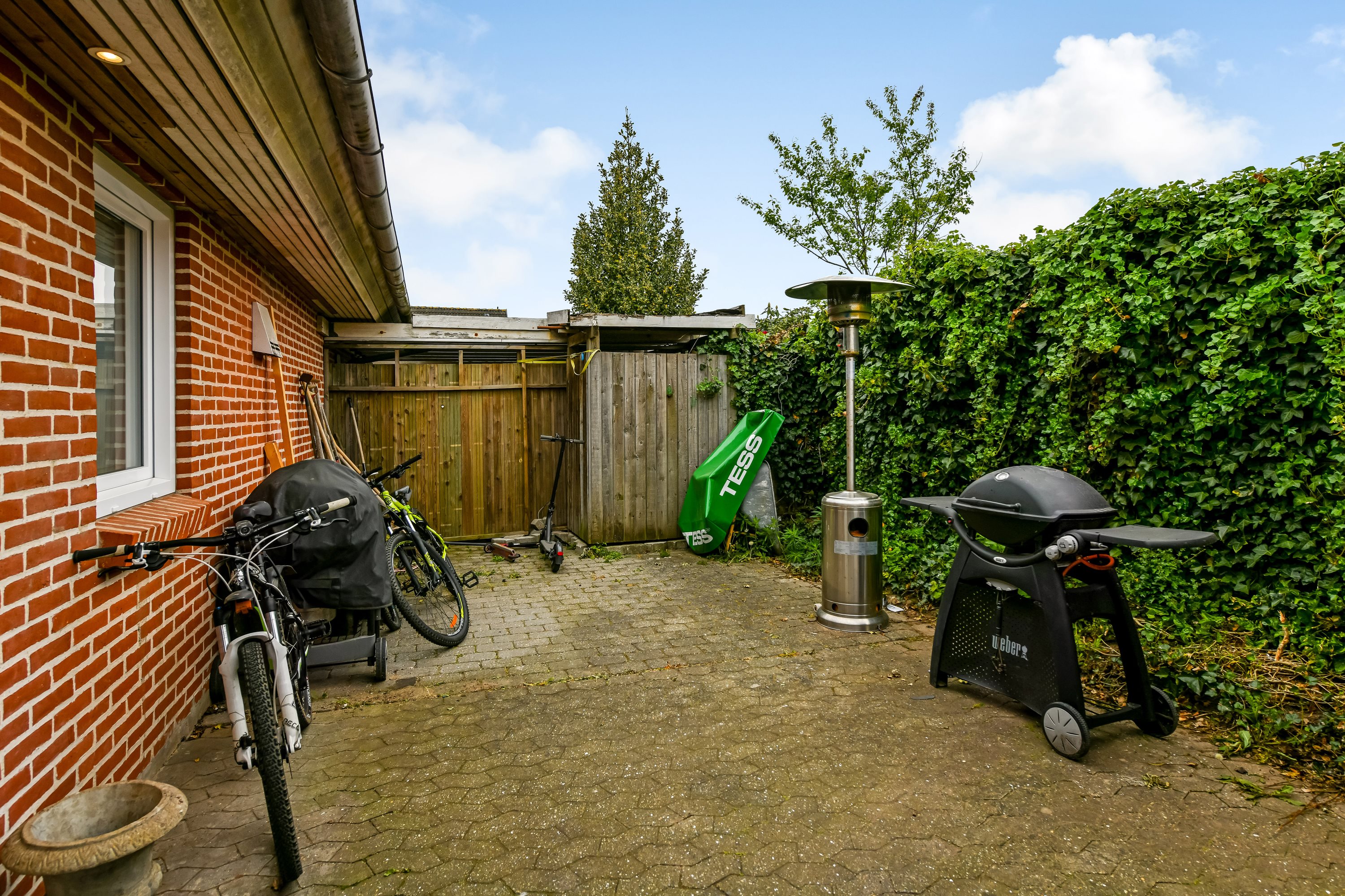 Fremhævet ejendommen billede i fuldskærmstilstand. Billede af Niels Lønnes Vej 15A, st.., 6715 Esbjerg N